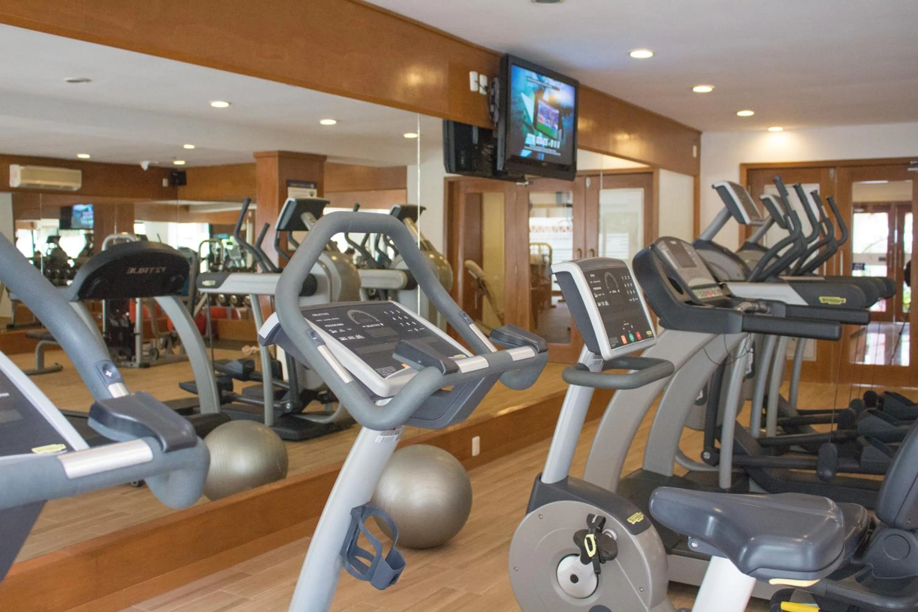 Fitness centre/facilities in Plaza Pelicanos Grand Beach Resort All Inclusive