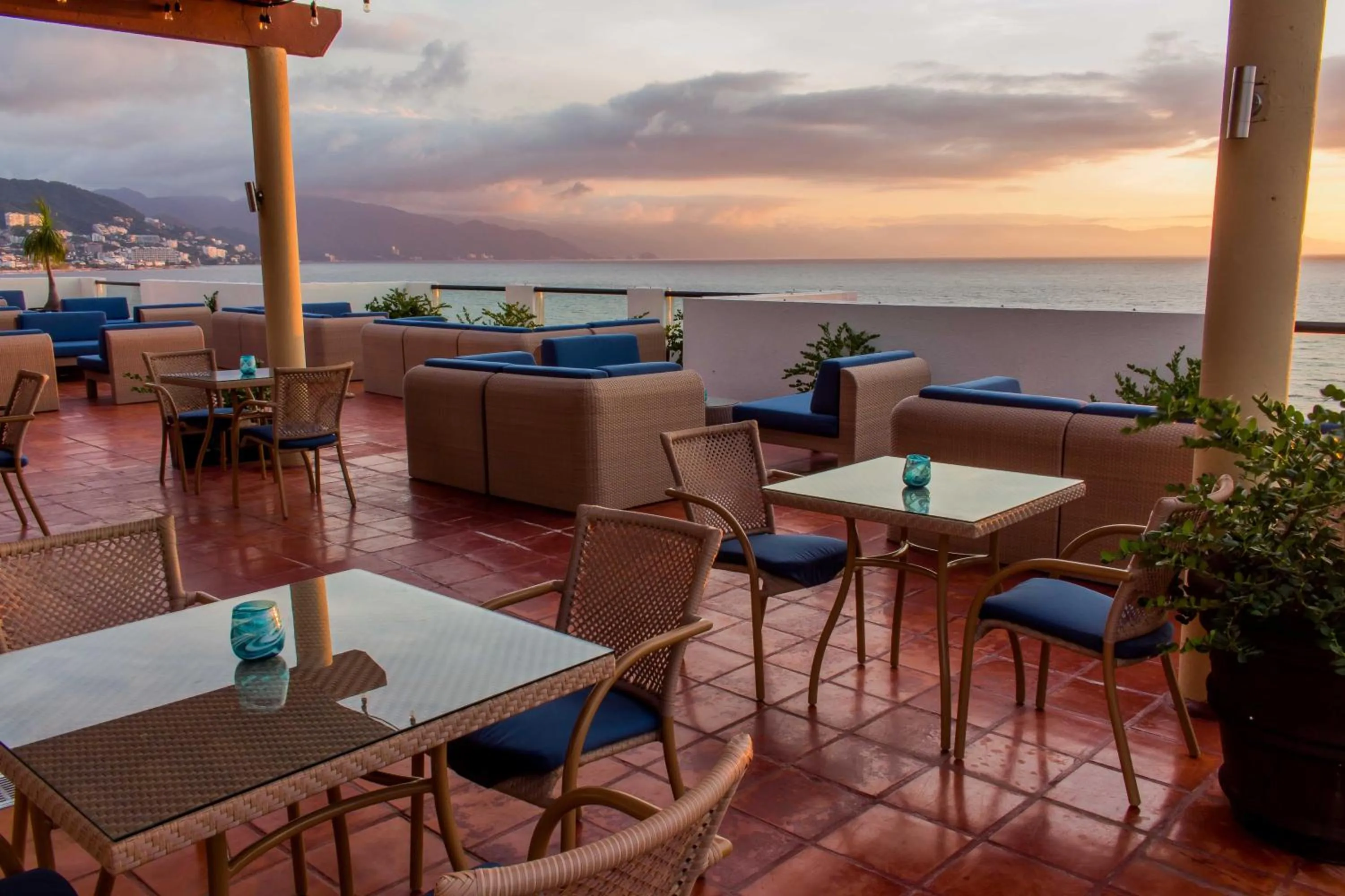 Restaurant/places to eat in Plaza Pelicanos Grand Beach Resort All Inclusive