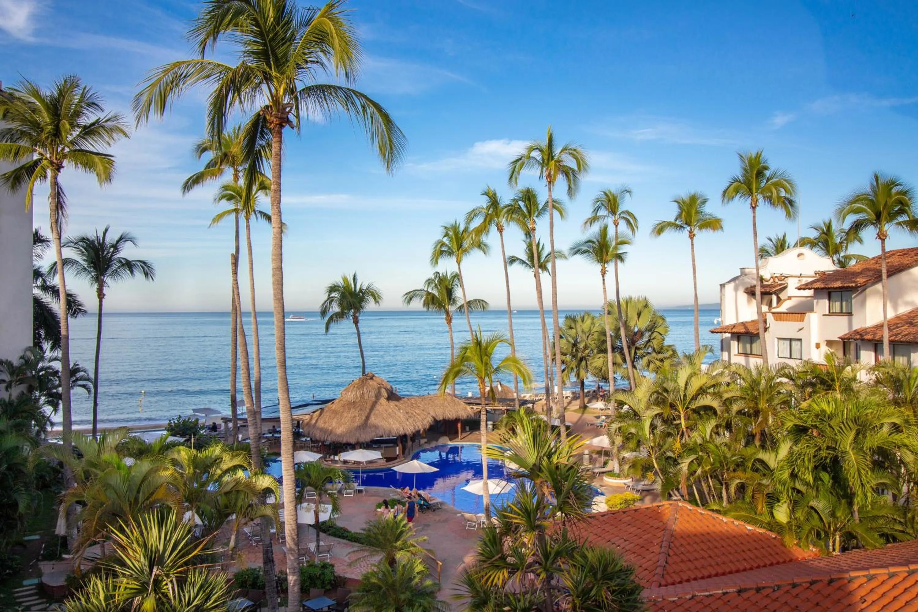 Pool view in Plaza Pelicanos Grand Beach Resort All Inclusive