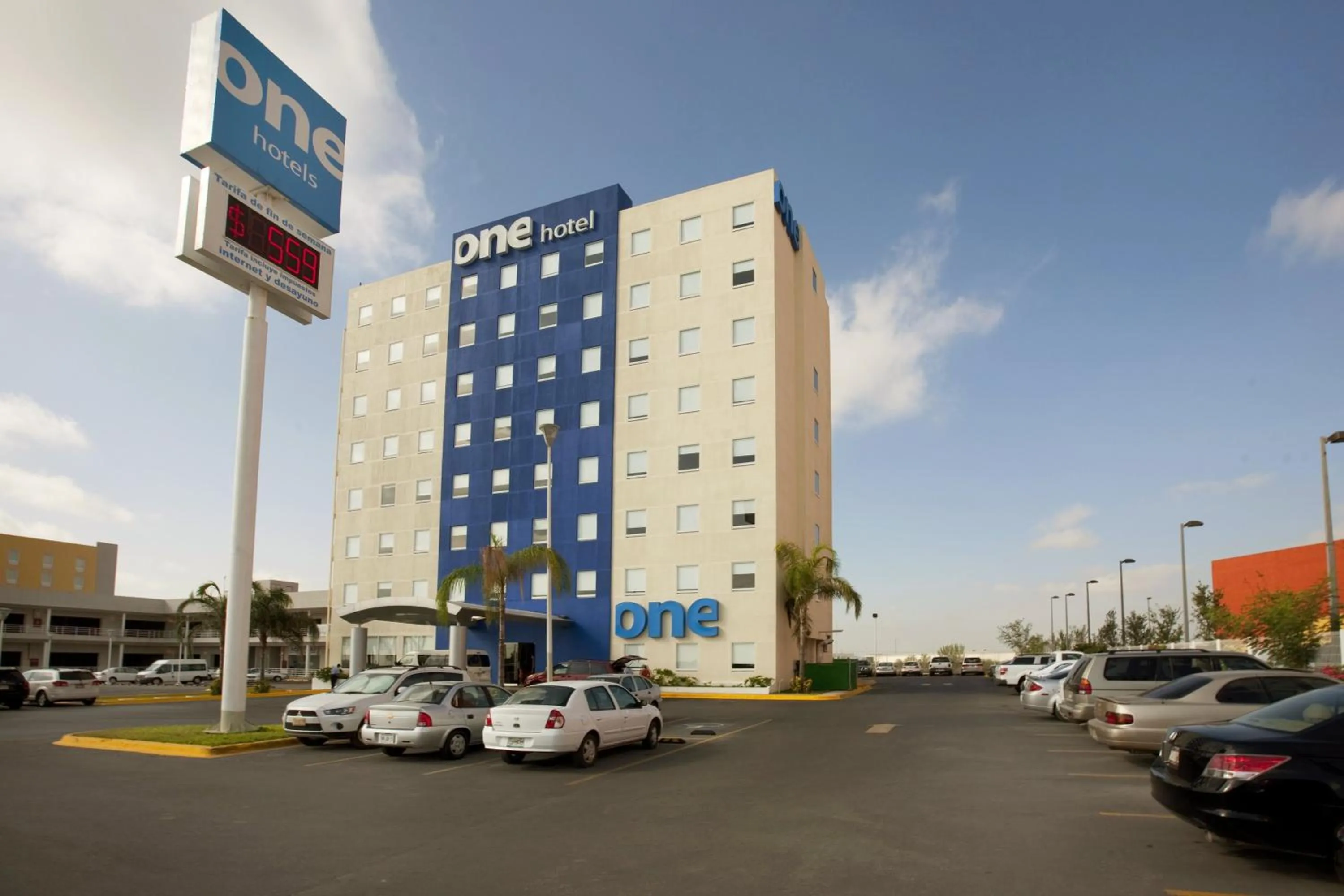 Property building in One Monterrey Aeropuerto