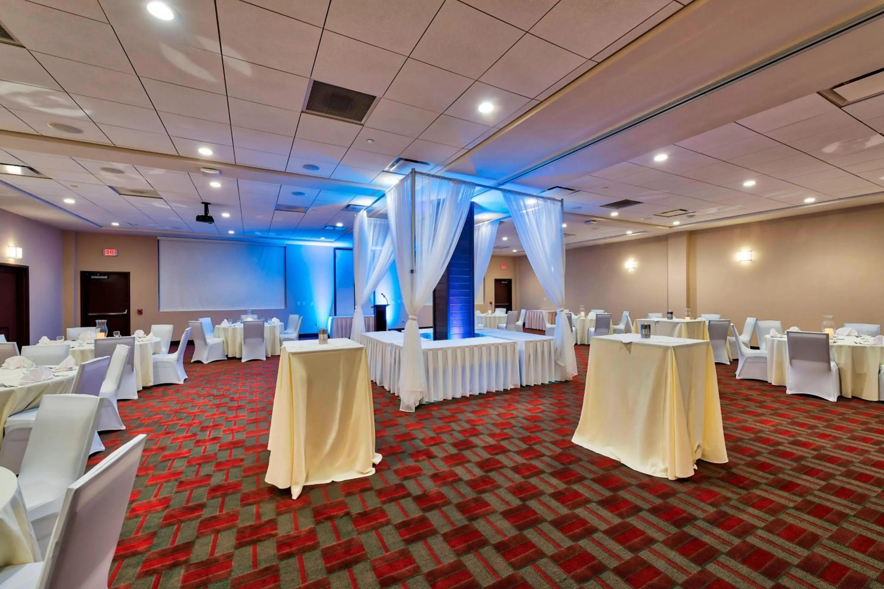 Lobby or reception in Four Points By Sheraton Houston Energy Corridor