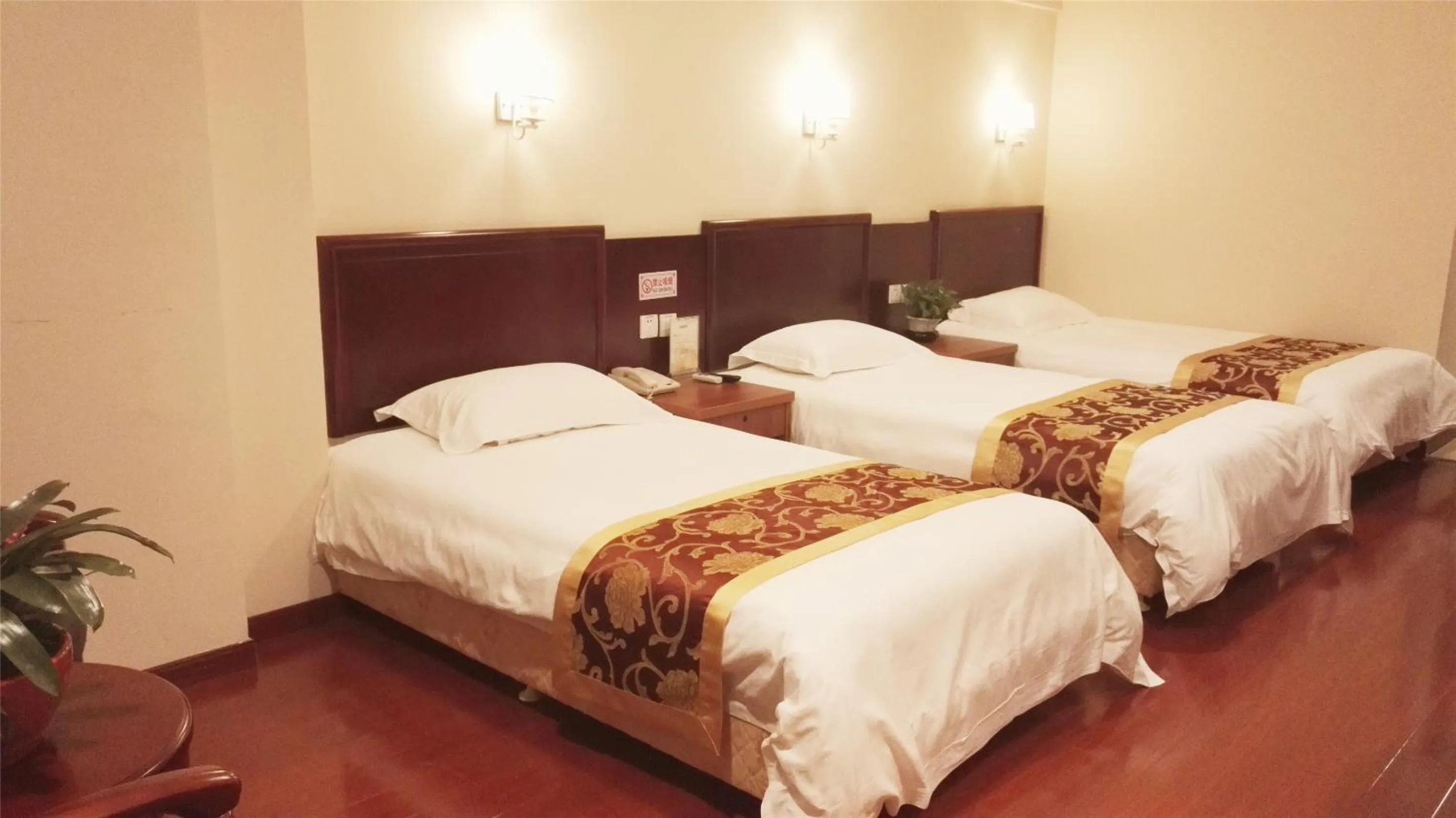 Bedroom, Bed in GreenTree Inn Jiangsu Suzhou Changshu Fuchunjiang International Qipeicheng Road Express Hotel