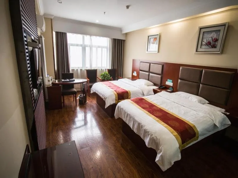 Bed in GreenTree Inn Jiangsu Huai’an Hexia Acient Town Zhou Enlai Memorial Hall Express Hotel