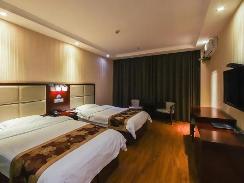 Bed in GreenTree Inn HeNan ZhengZhou Wanda Hanghai Middle Road Business Hotel