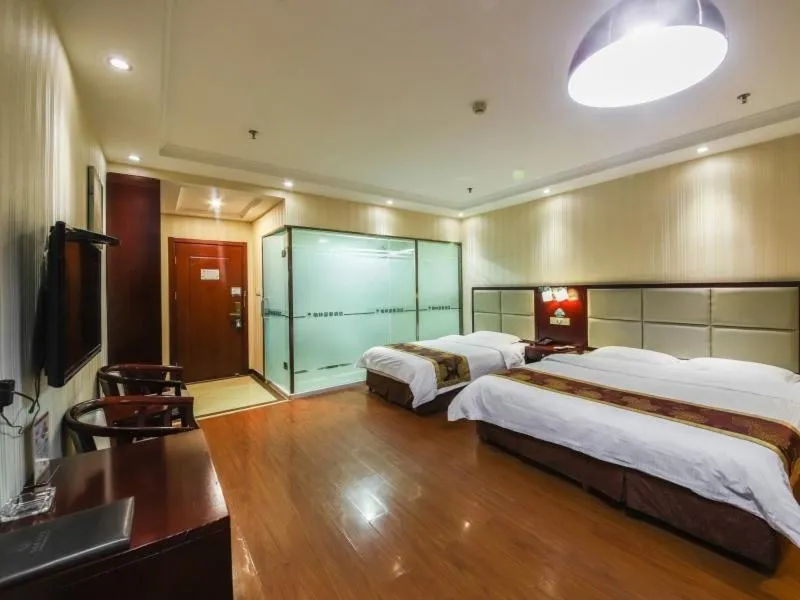 Bed in GreenTree Inn HeNan ZhengZhou Wanda Hanghai Middle Road Business Hotel