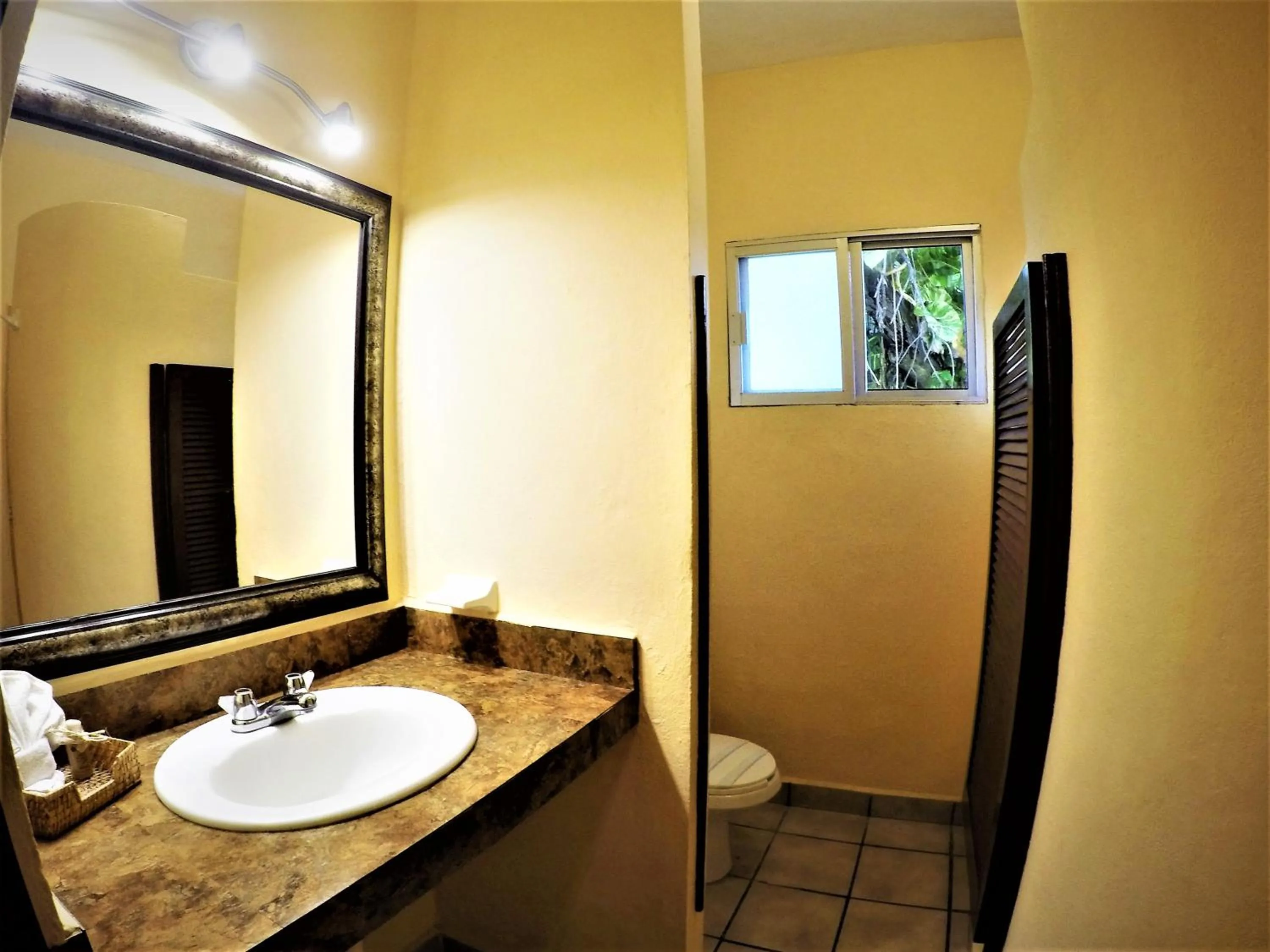 Toilet in Hotel LunaSol