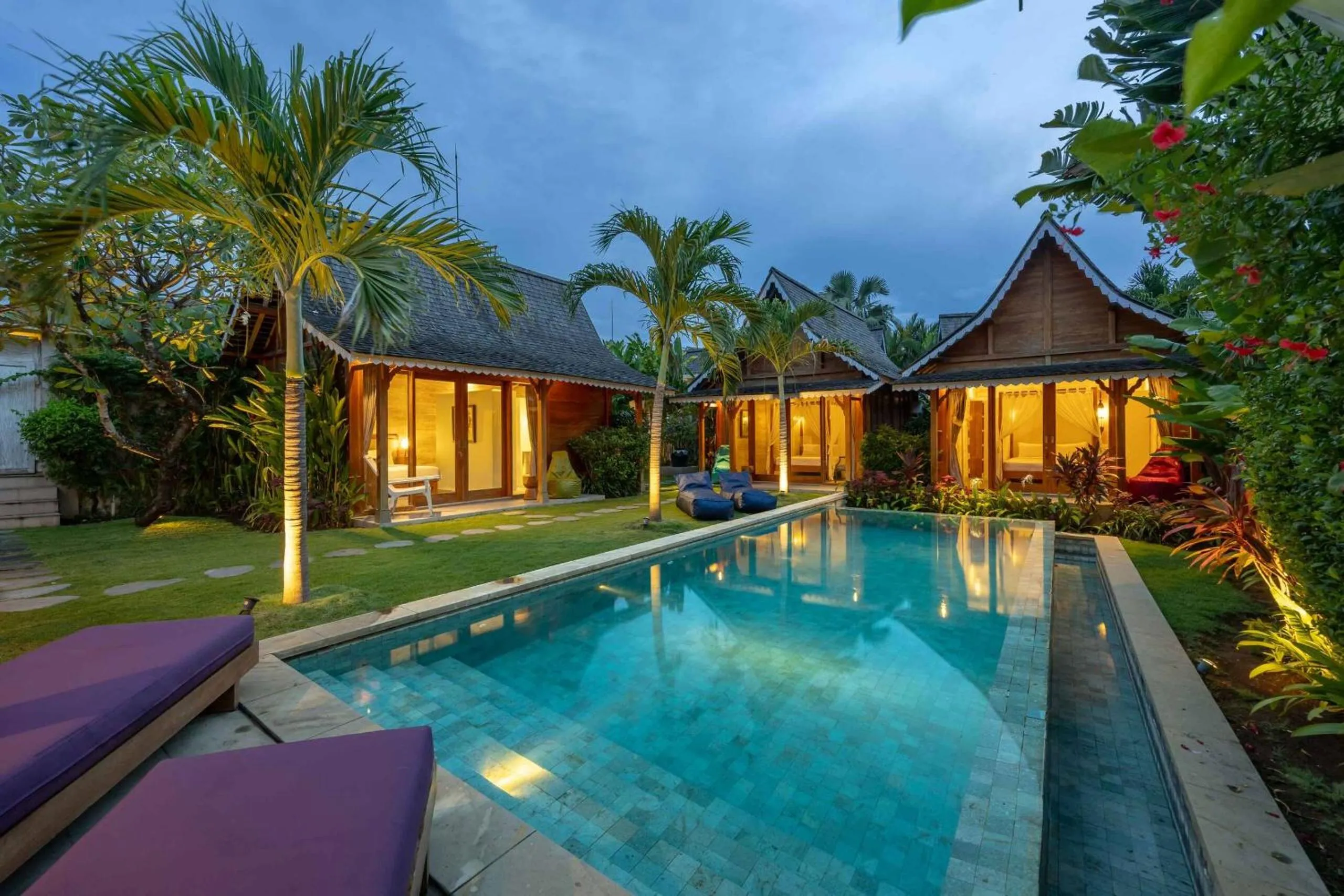 Property building in Villa Du Bah - Cozy Tropical 3BR Villa 12min To Beach