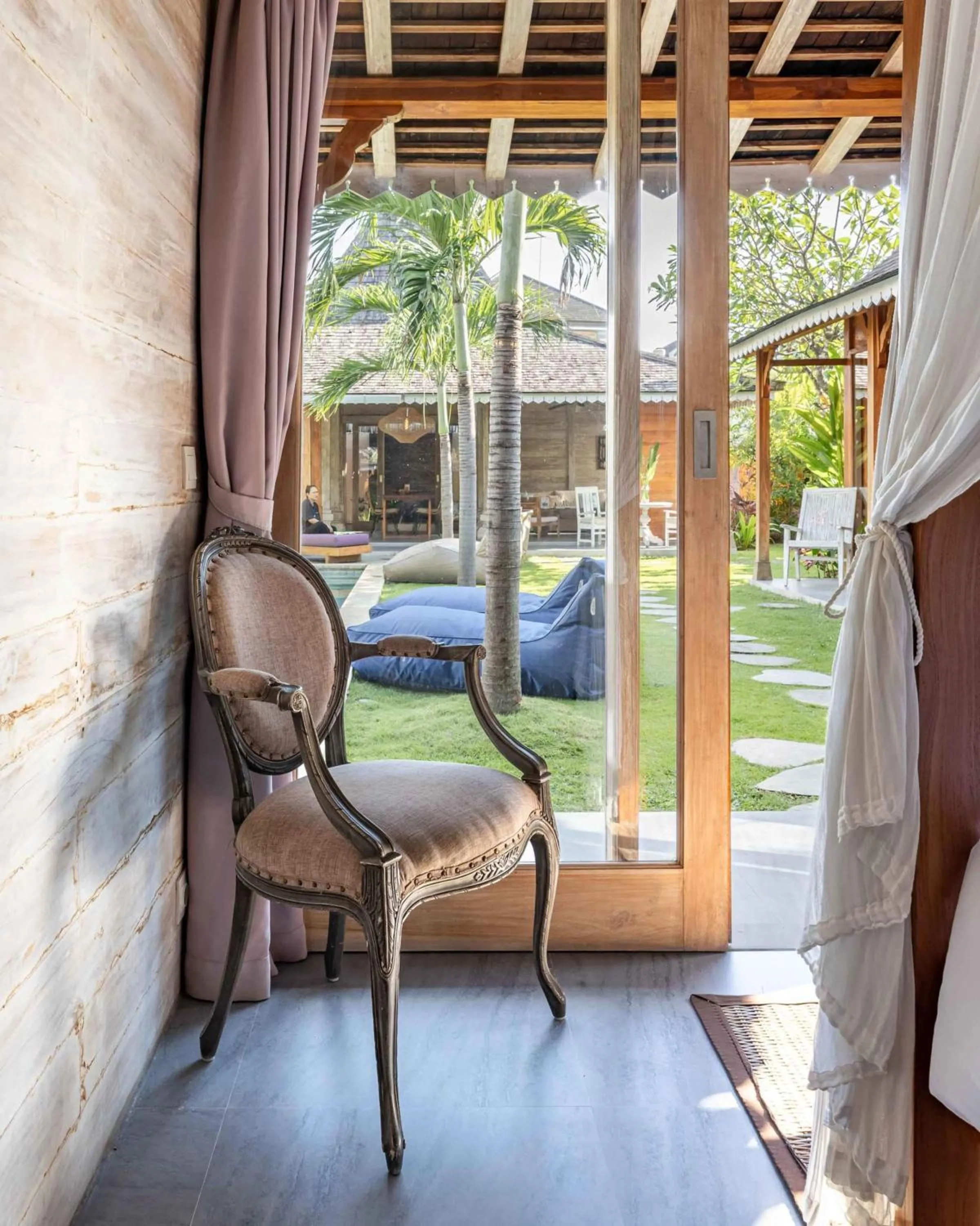 Seating area in Villa Du Bah - Cozy Tropical 3BR Villa 12min To Beach