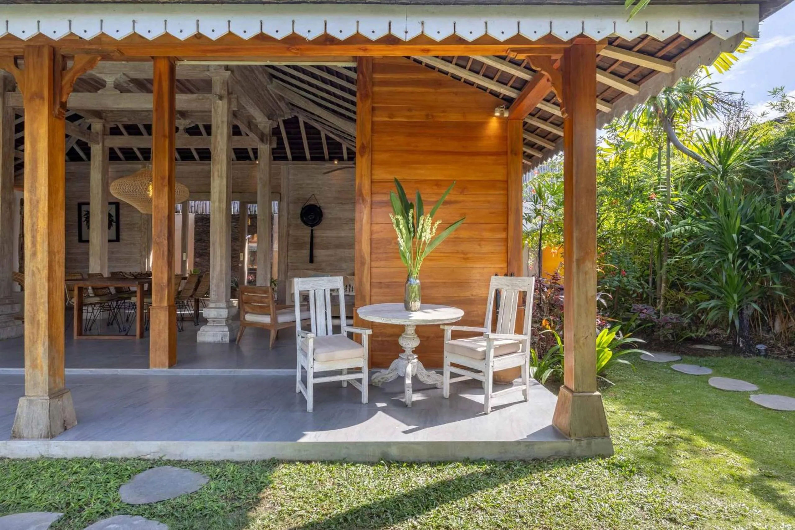 Property building in Villa Du Bah - Cozy Tropical 3BR Villa 12min To Beach