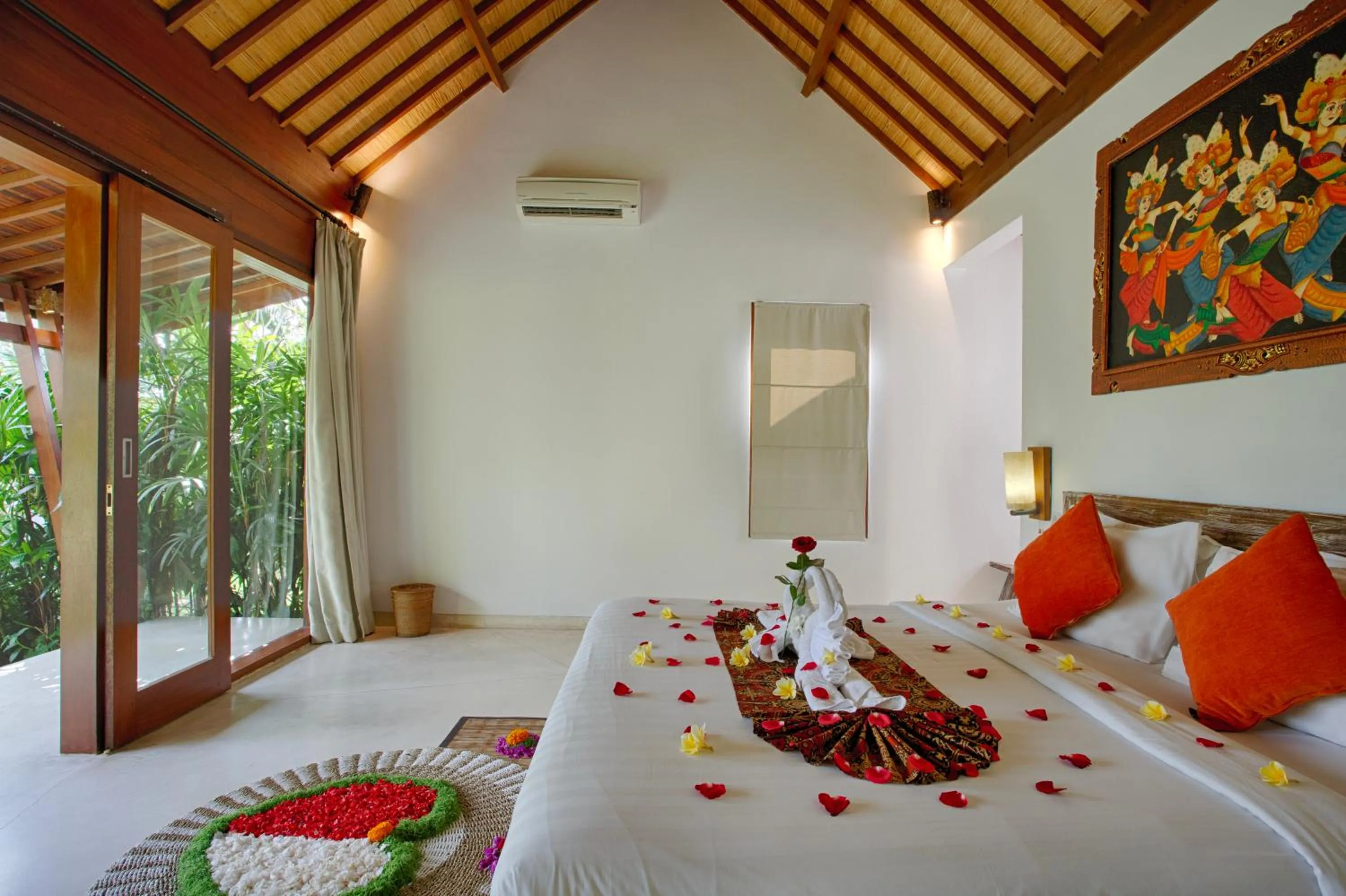 Bed in Villa Tegal Tis Ubud