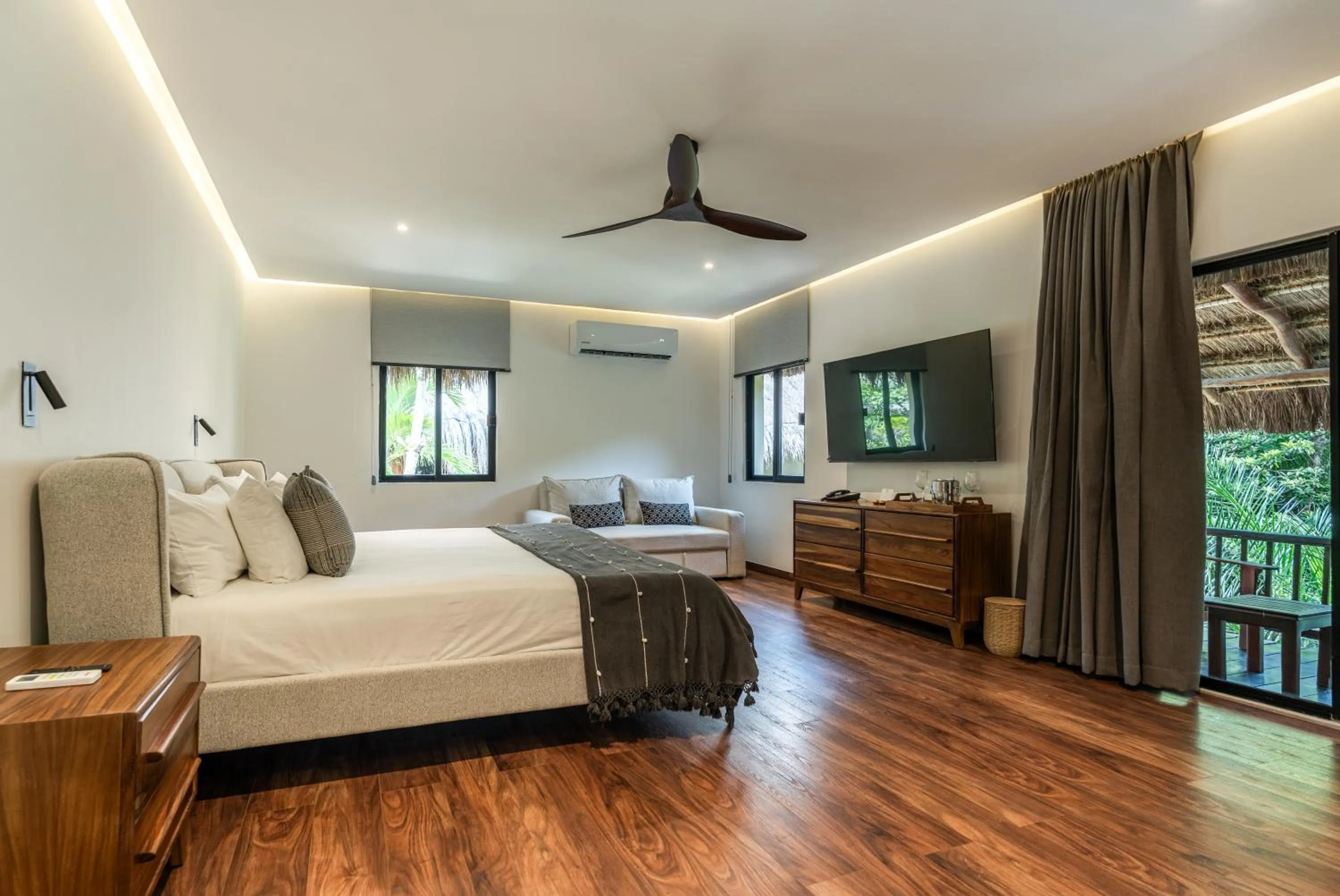 Bedroom, Bed in Na Balam Hotel