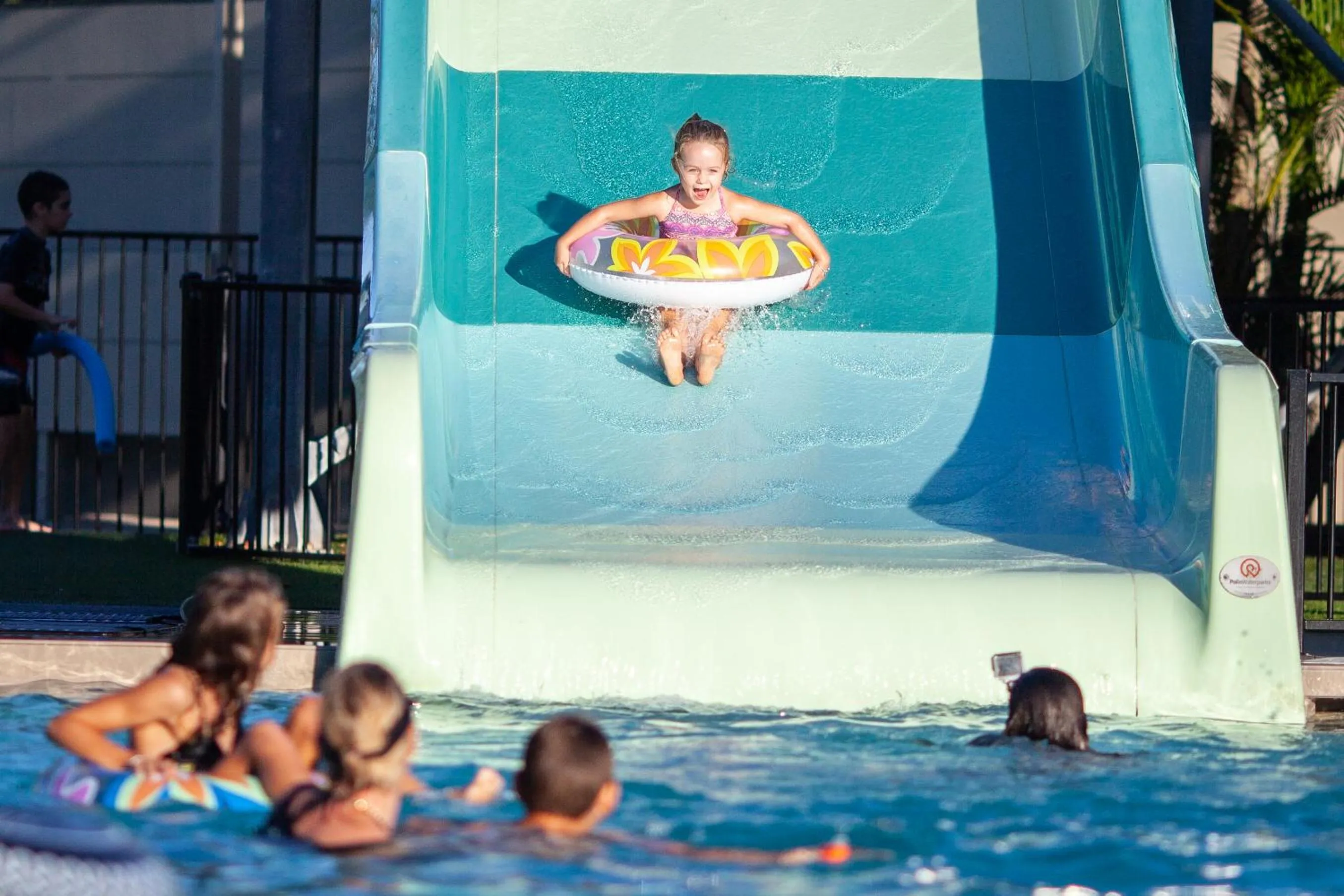 Swimming pool in Ingenia Holidays Rivershore