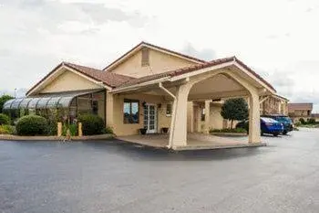 Property Building in Villa Inn Property Building in Villa Inn