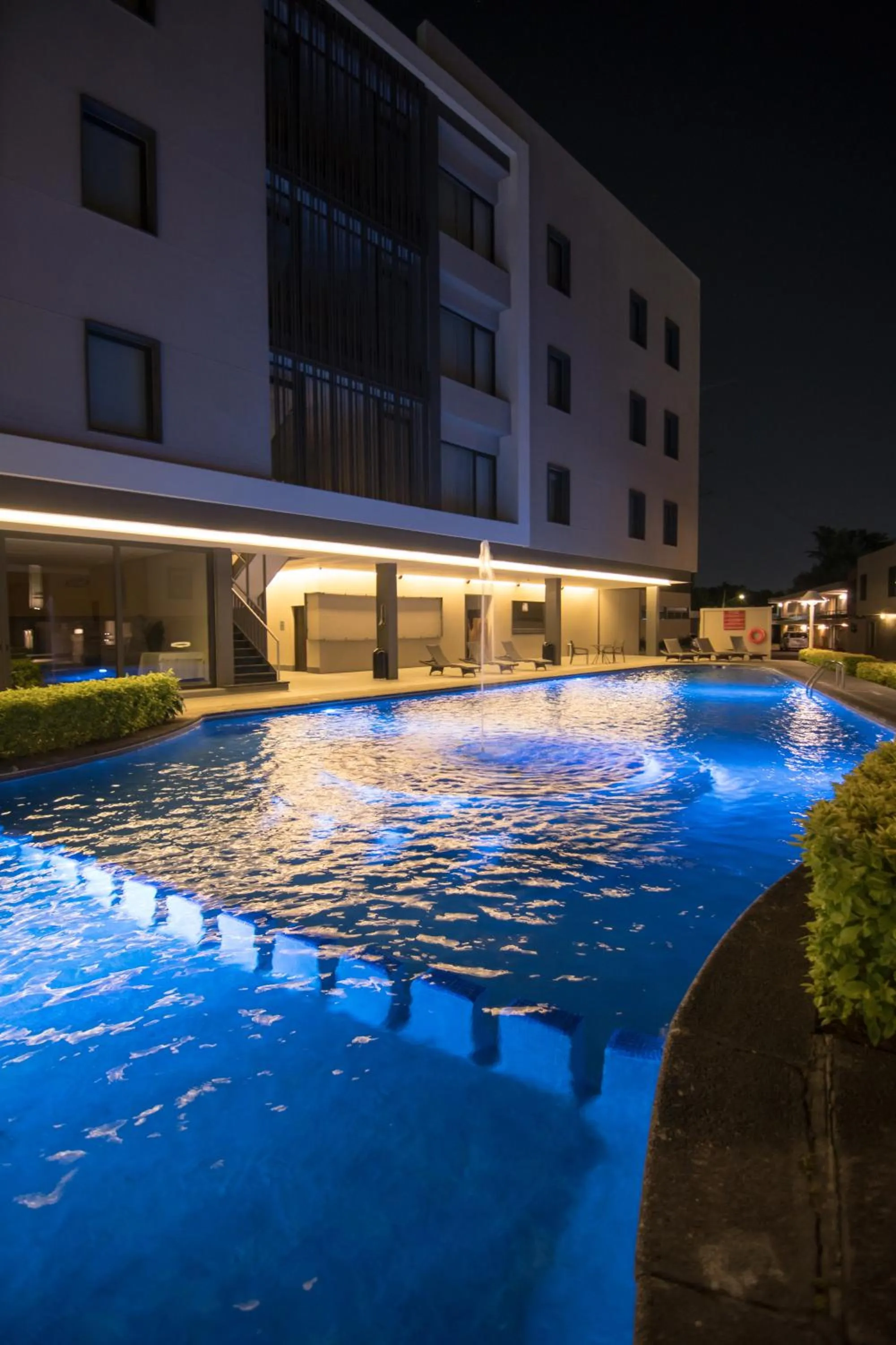 Swimming pool in Hotel Ronda Minerva