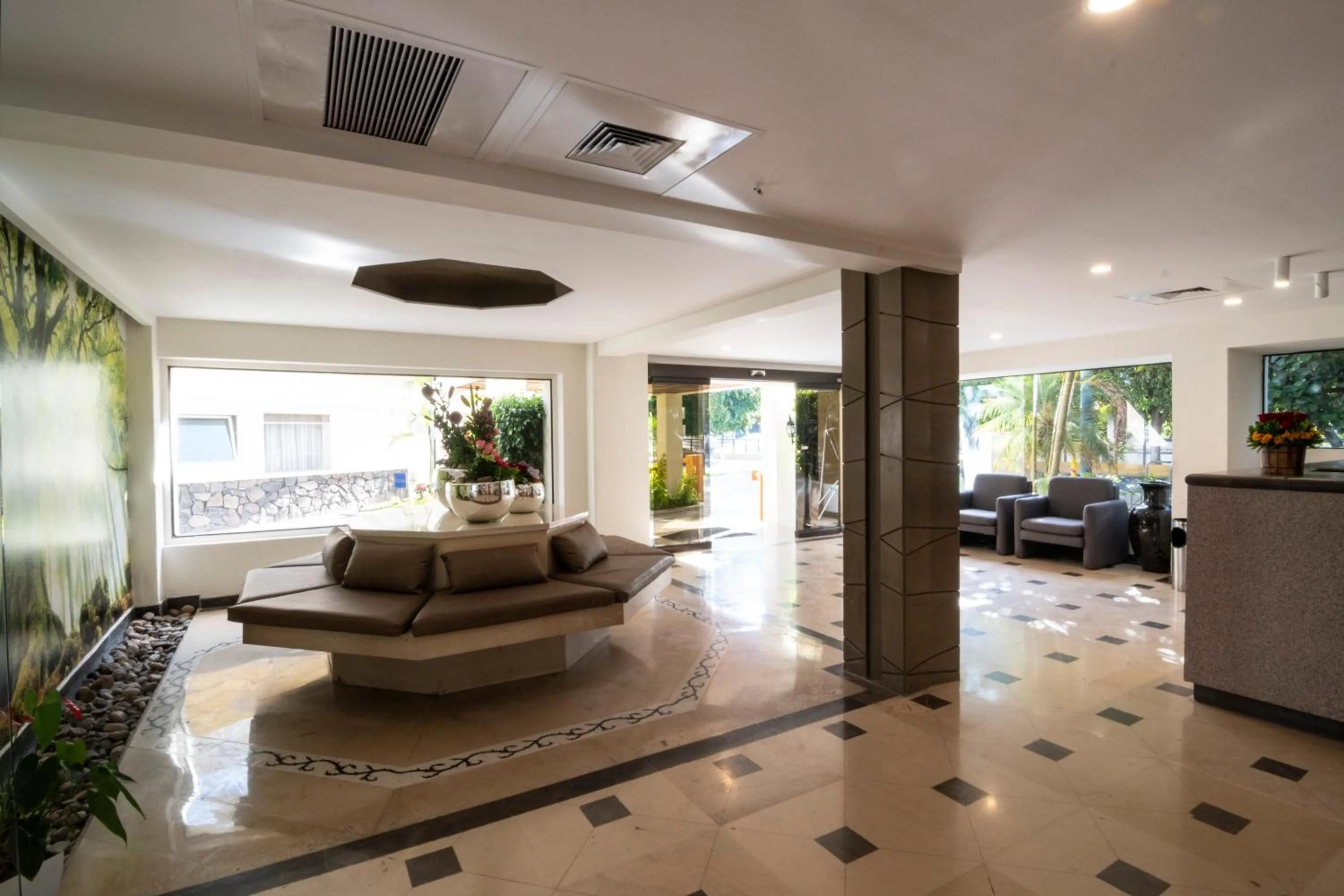 Lobby or reception in Hotel Ronda Minerva