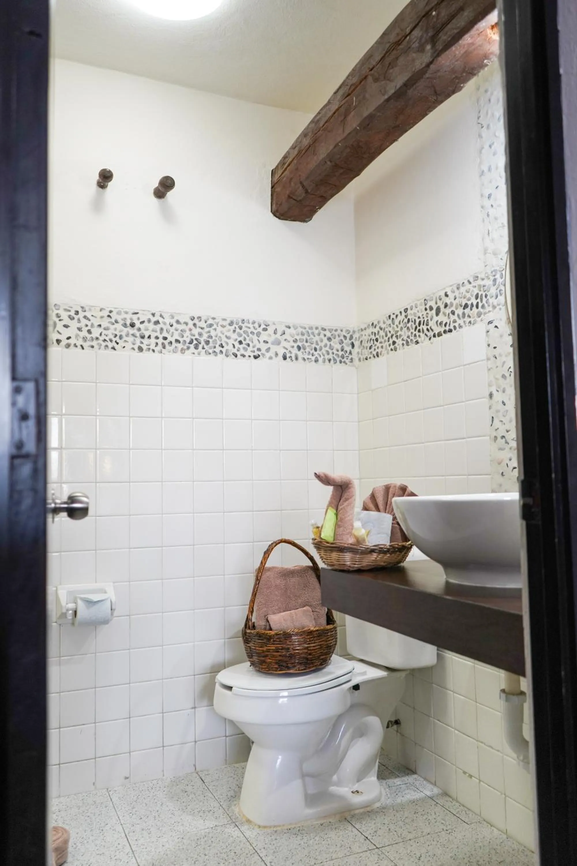 Bathroom in Hotel Vista del Mar with Beach Club access included