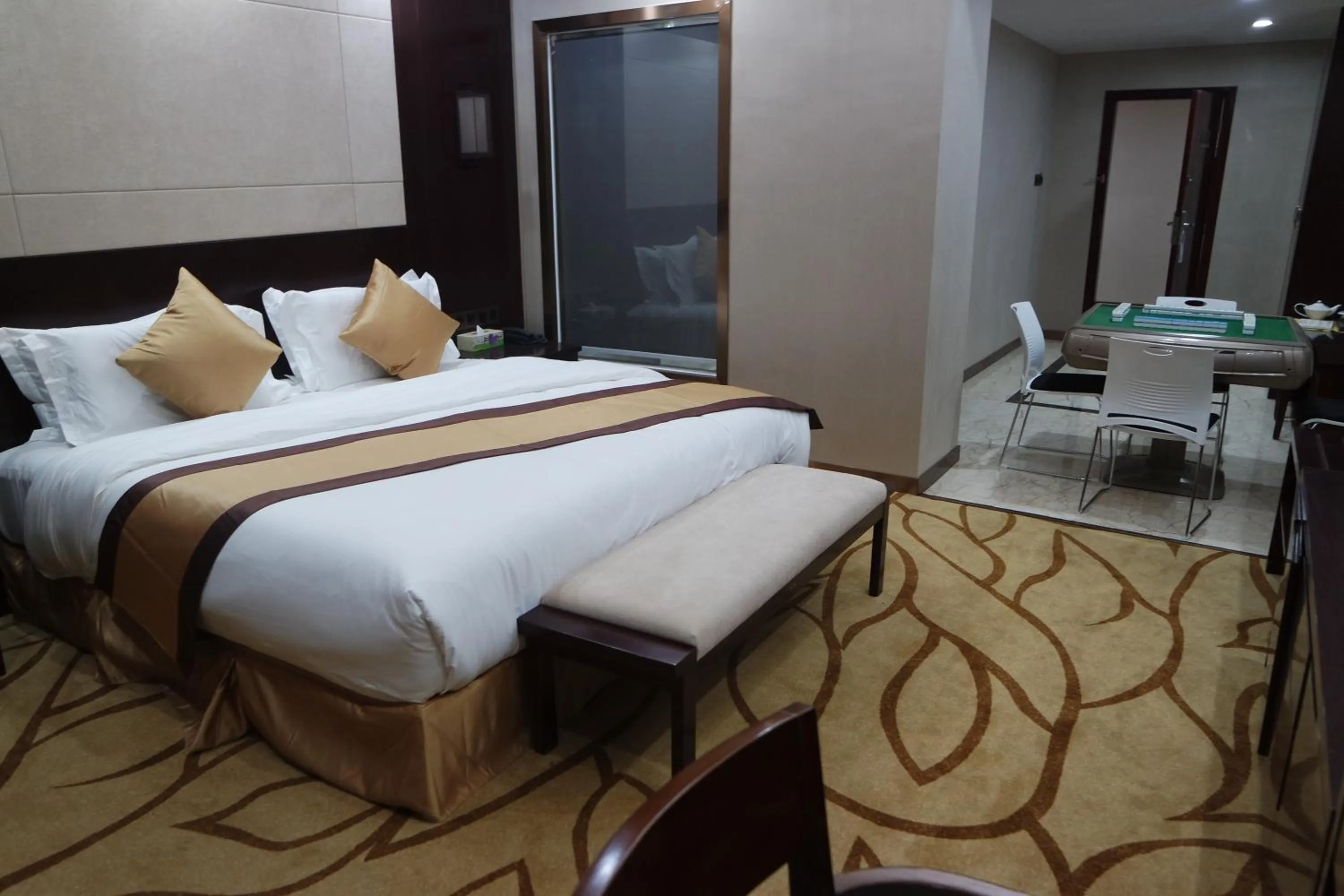 Photo of the whole room in Kololo Courts Hotel and Restaurant Kampala