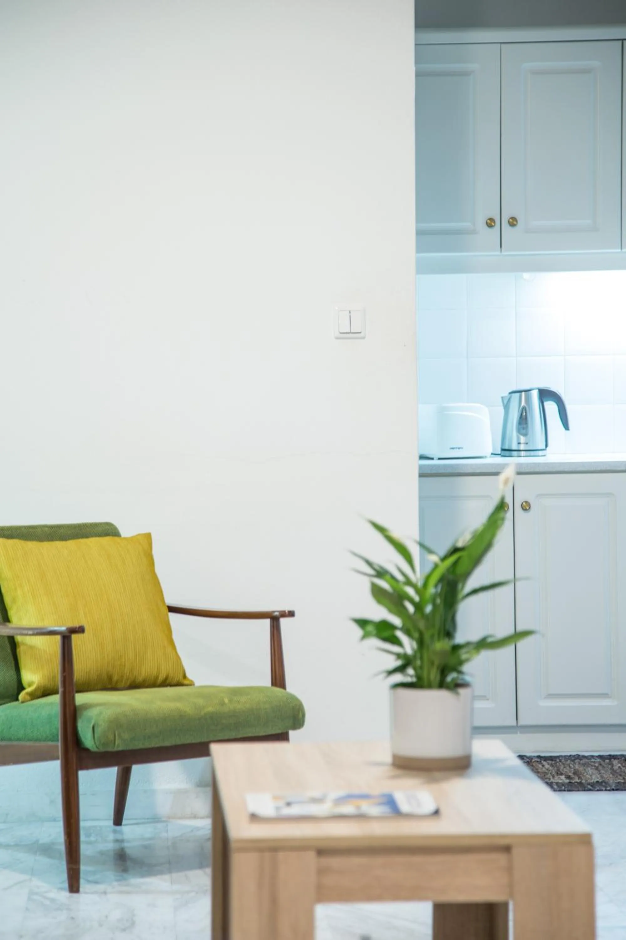 Coffee/tea facilities in Concierge Downtown