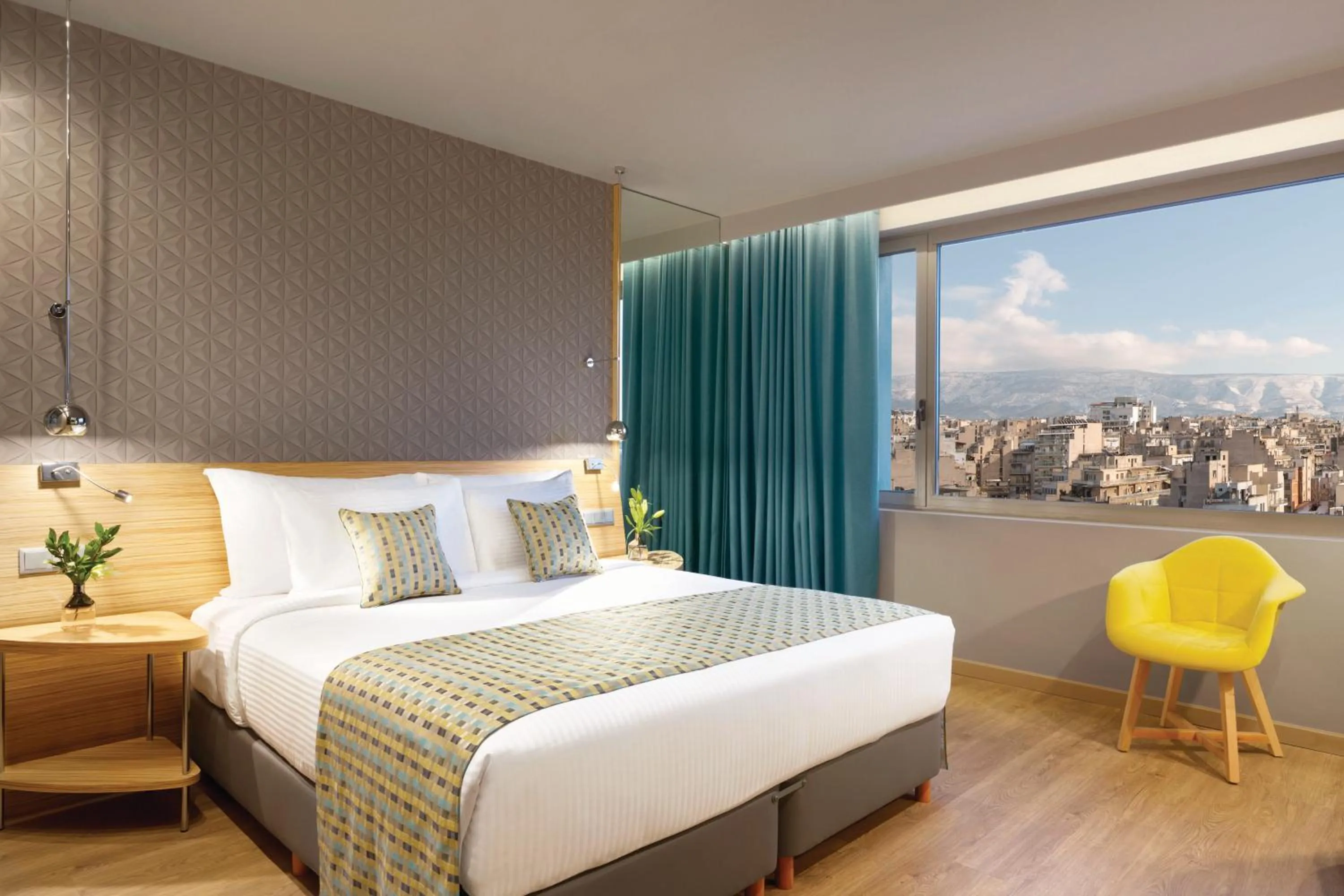 Bedroom, Bed in Zeus Wyndham Grand Athens