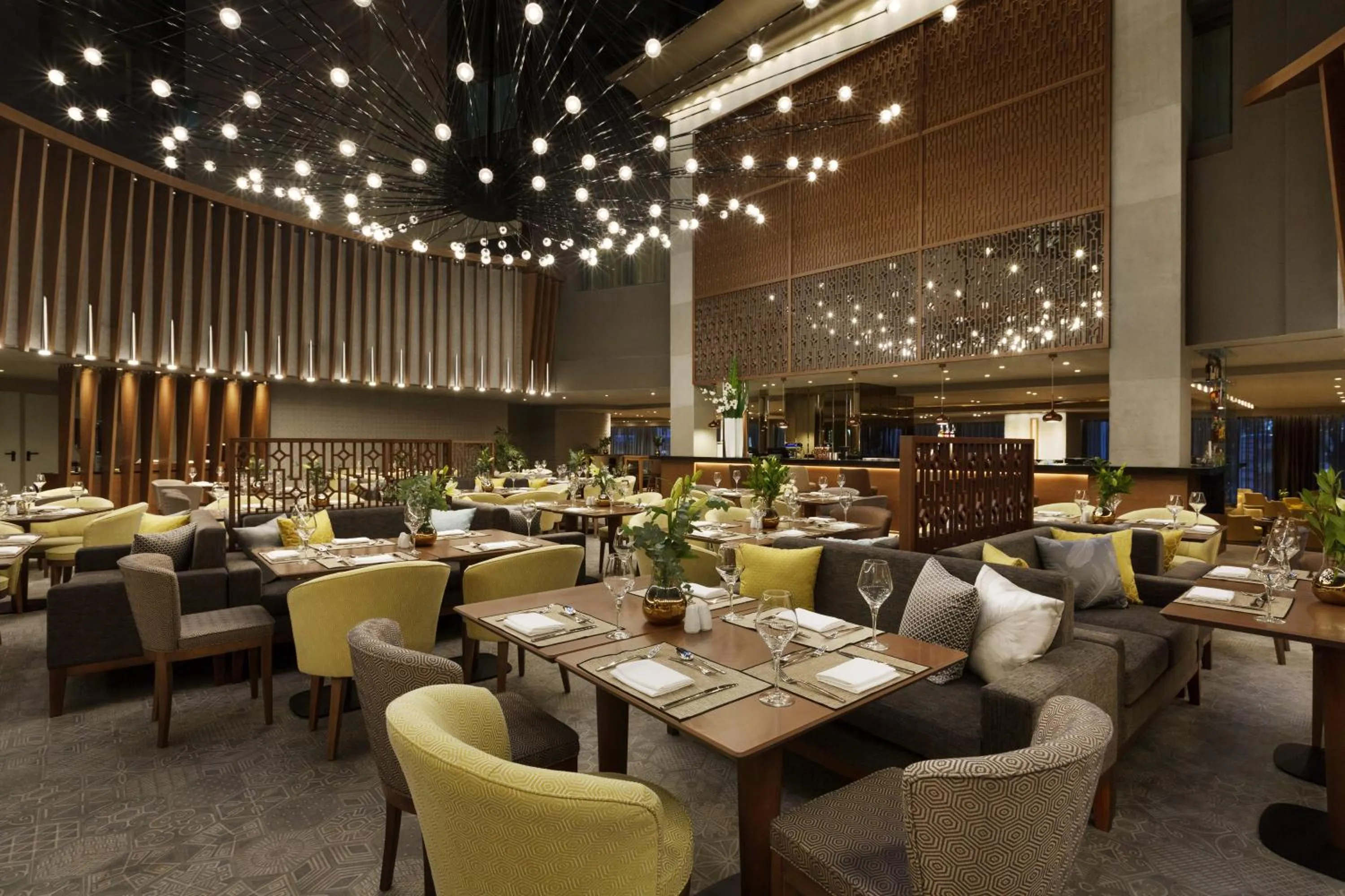 Restaurant/places to eat in Zeus Wyndham Grand Athens