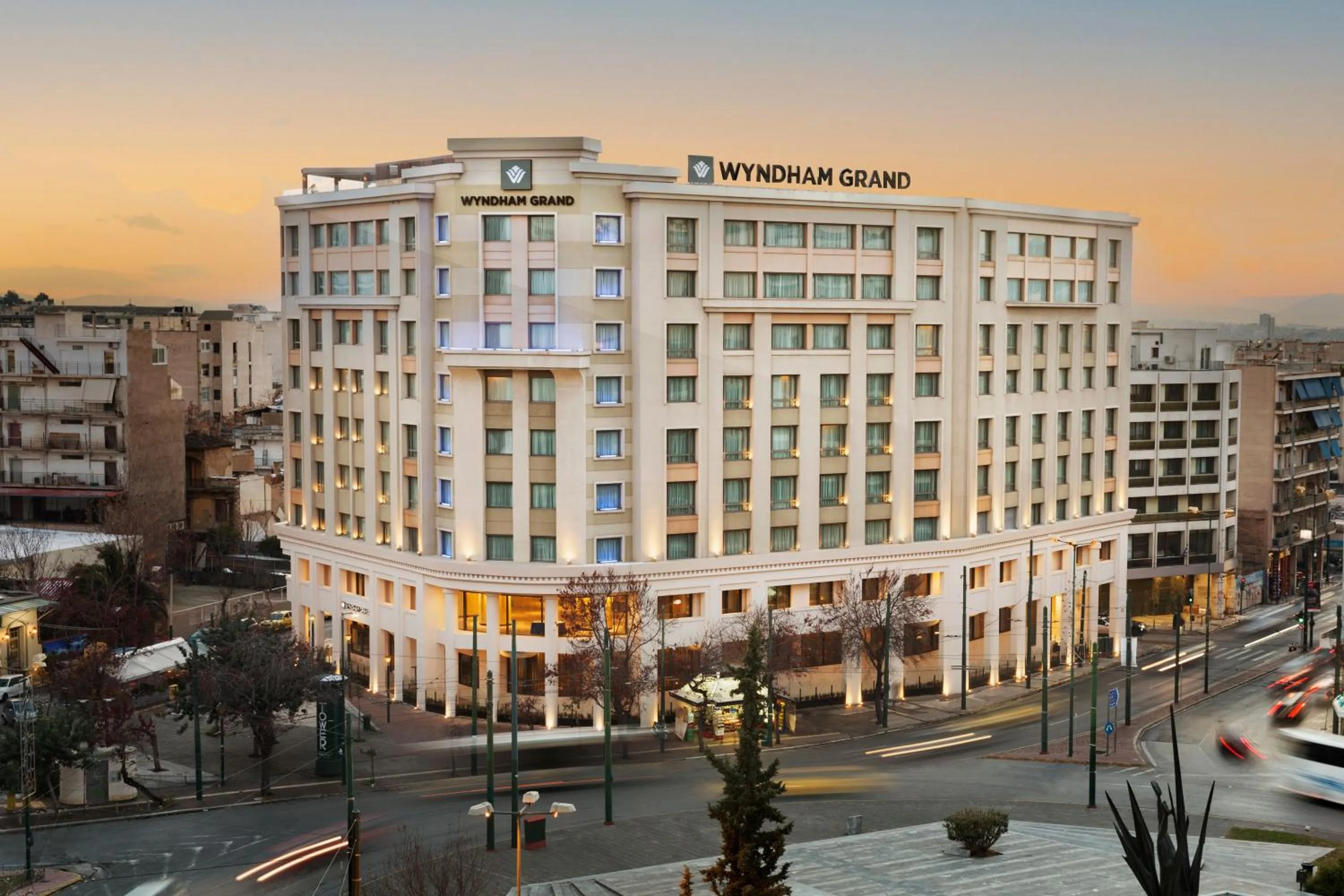 Property building in Zeus Wyndham Grand Athens