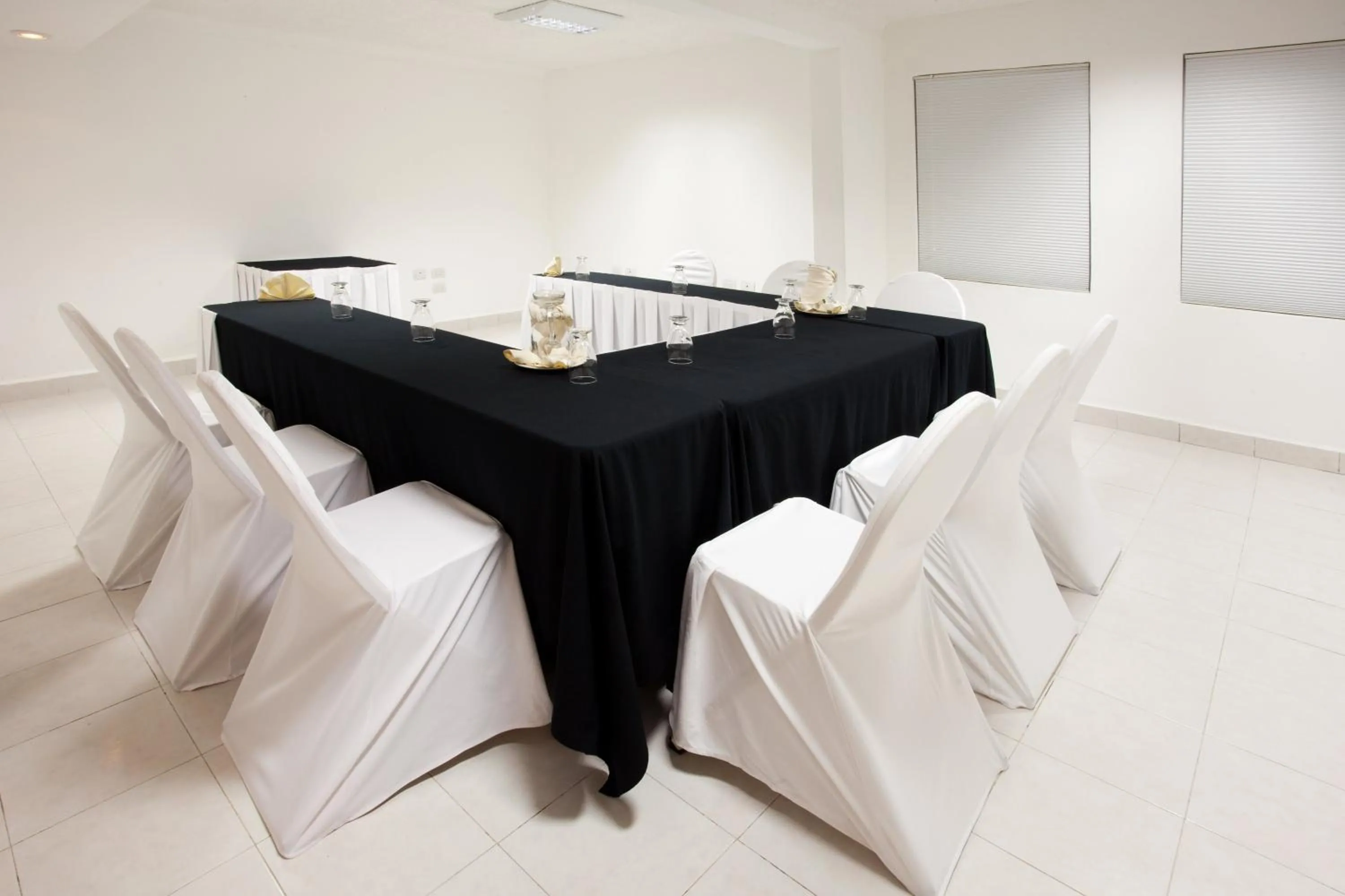 Meeting/conference room in Ocean View Cancun Arenas