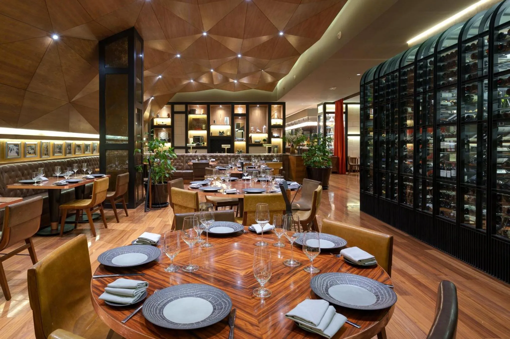 Restaurant/places to eat in Presidente InterContinental Mexico City by IHG