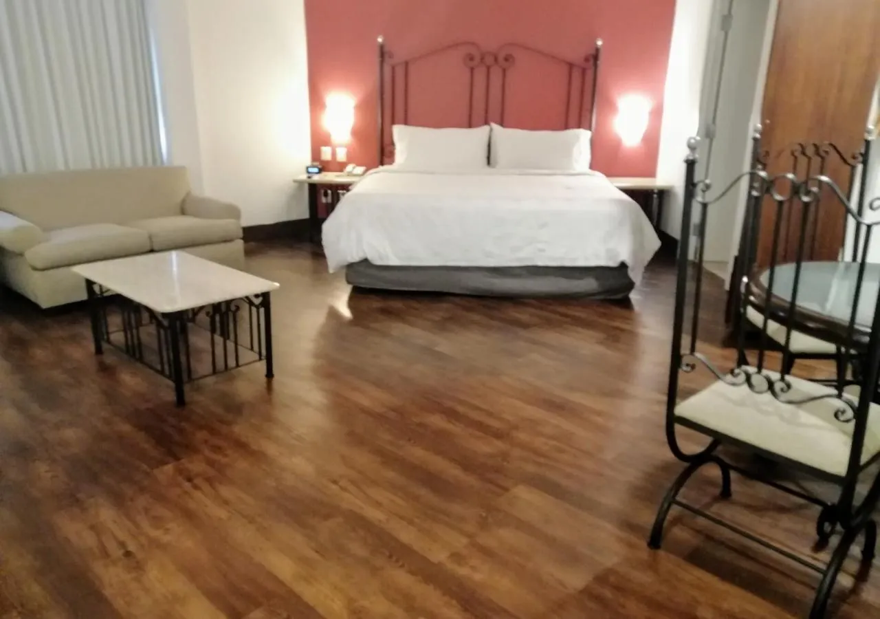 Bed in Holiday Inn Hotel & Suites Centro Historico by IHG