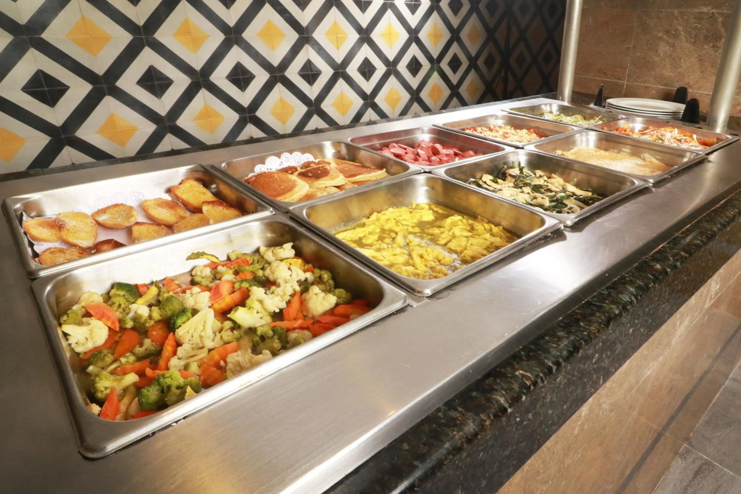 Restaurant/places to eat in Holiday Inn Hotel & Suites Centro Historico by IHG