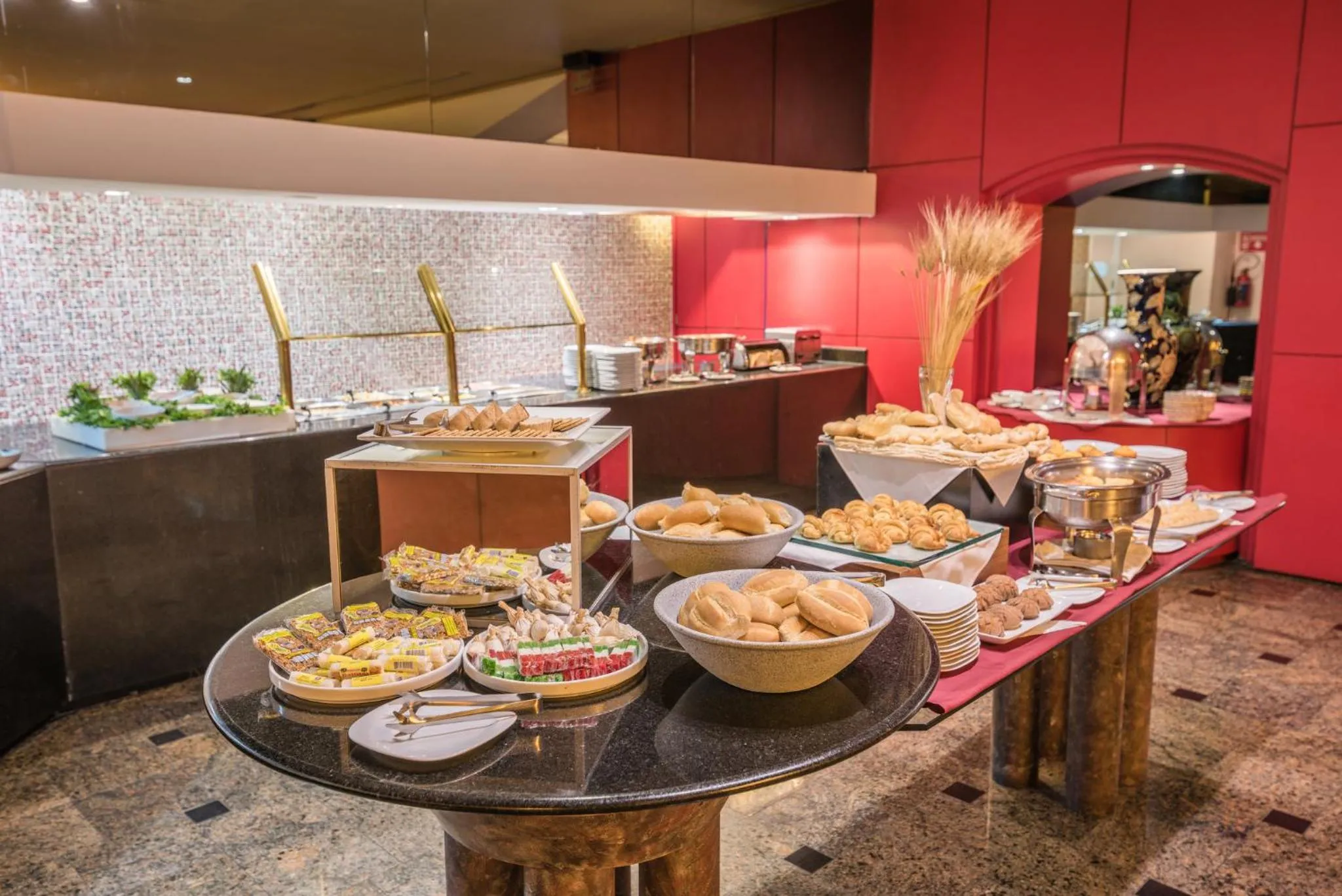 Restaurant/places to eat in Holiday Inn Guadalajara Select by IHG
