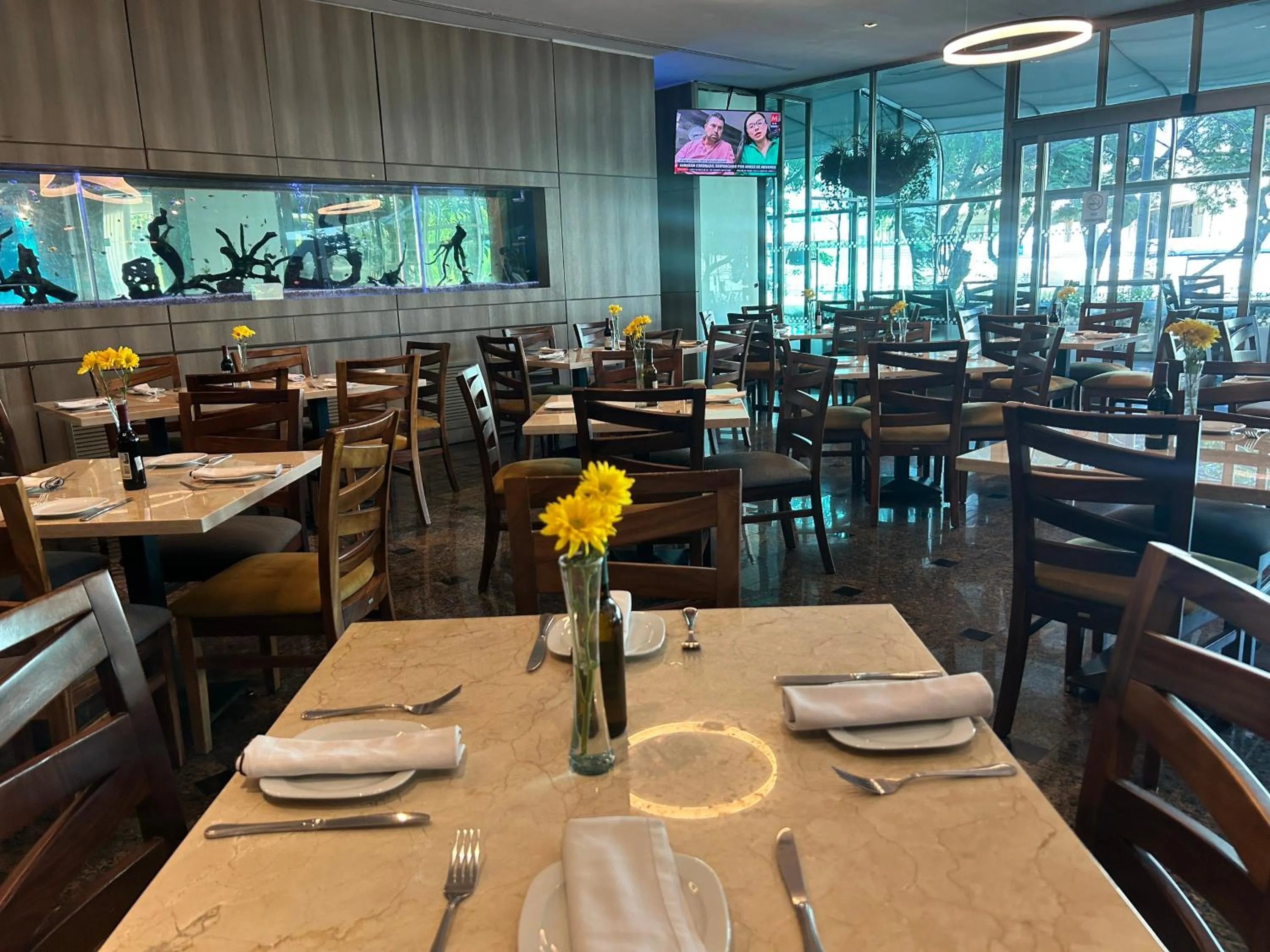 Restaurant/places to eat in Holiday Inn Guadalajara Select by IHG