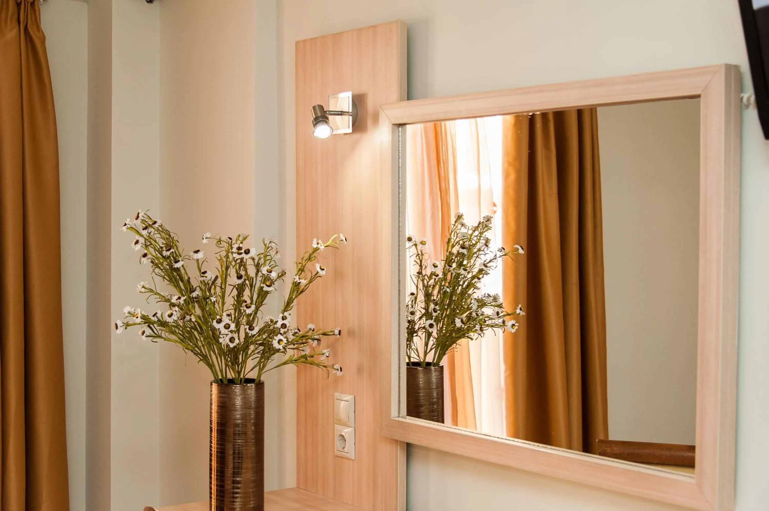 Decorative detail in Zante Plaza Hotel & Apartments