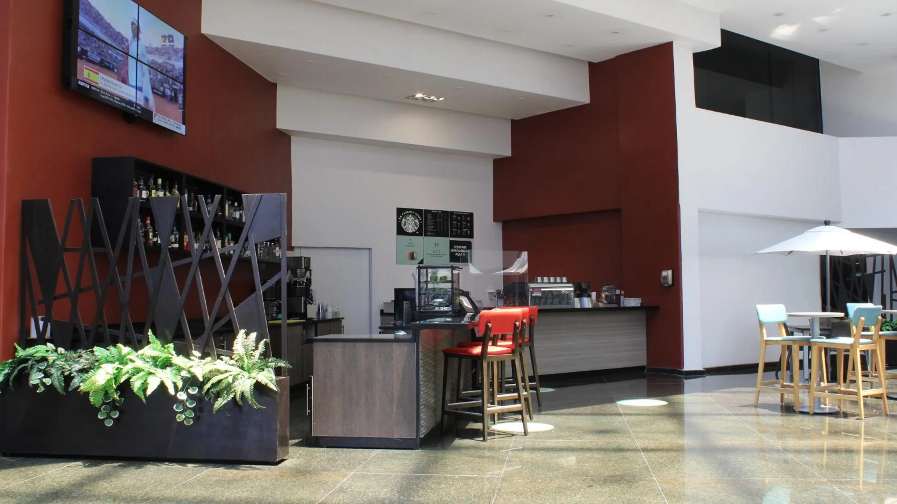 Restaurant/places to eat in Holiday Inn Mexico Dali Airport by IHG