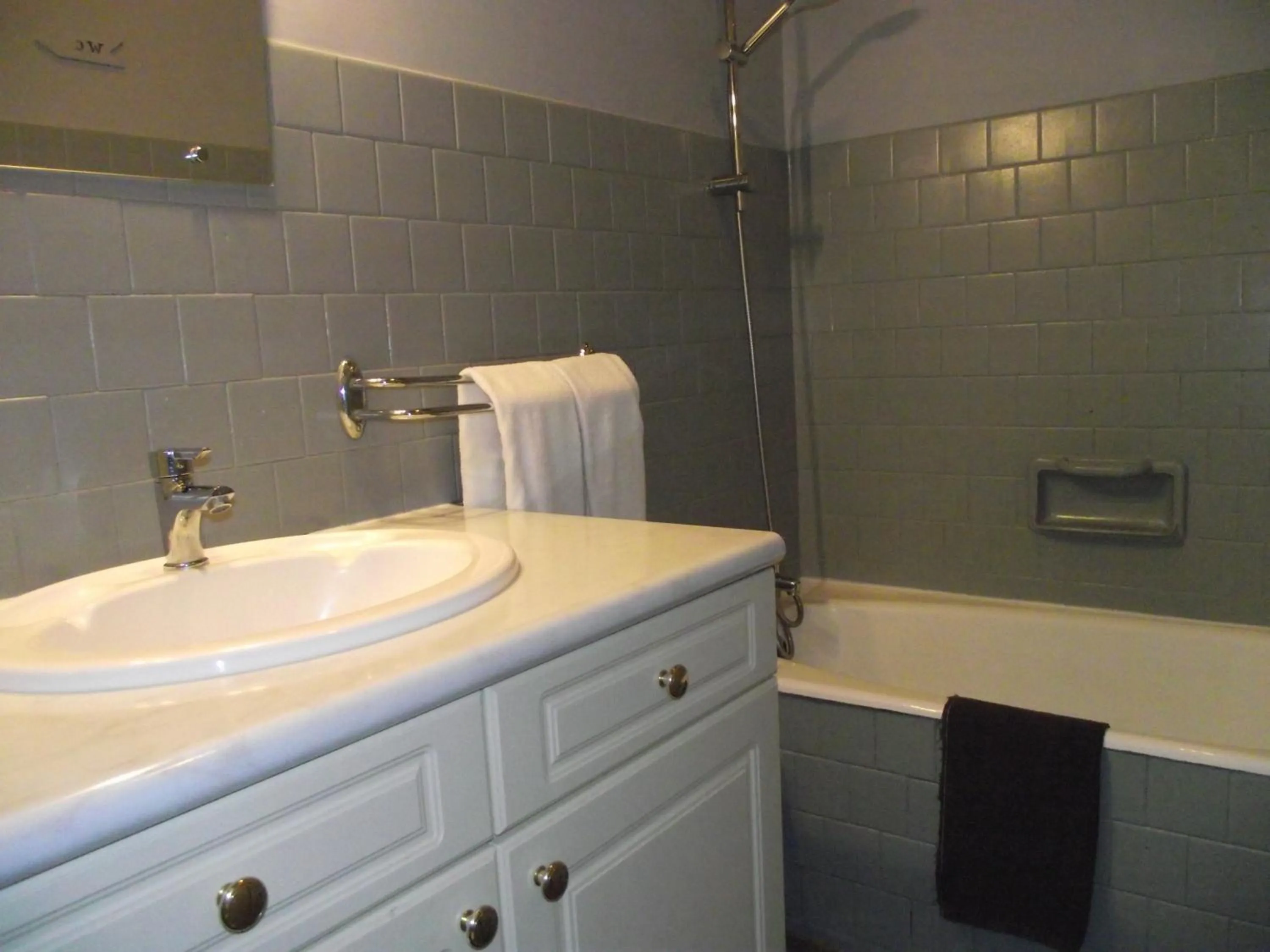 Bathroom in Hotel Valérie