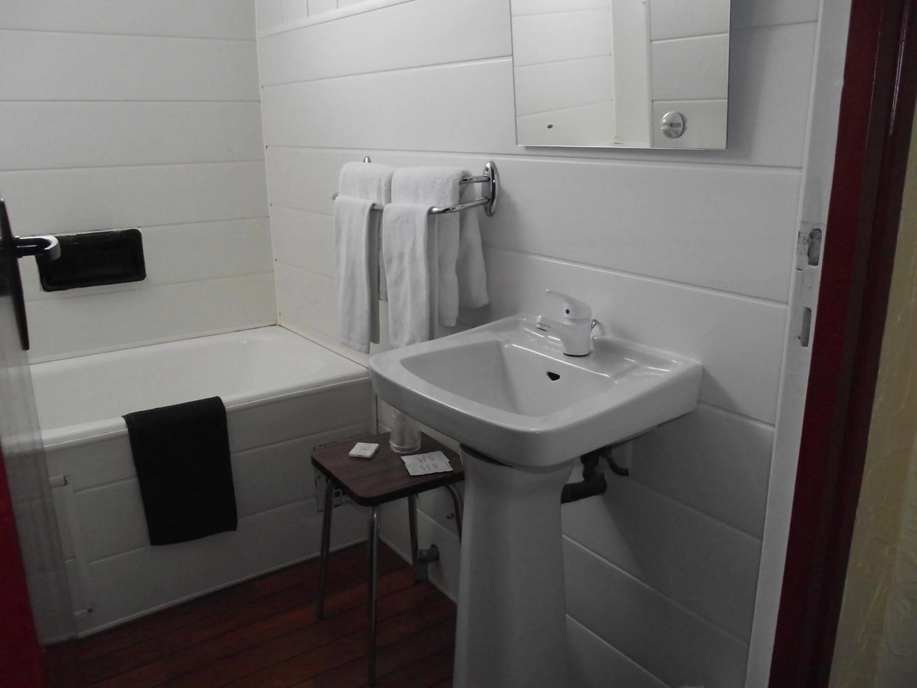 Bathroom in Hotel Valérie