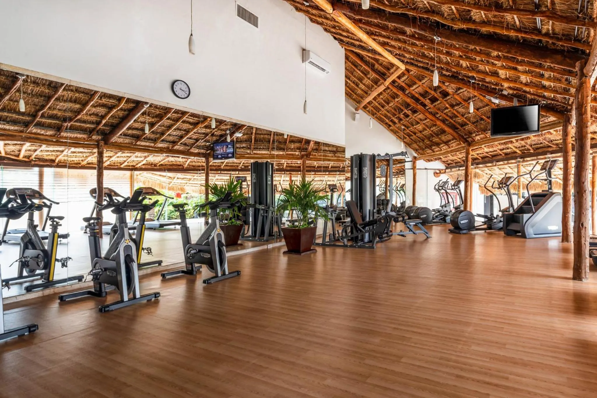 Fitness centre/facilities in Presidente InterContinental Cancun Resort
