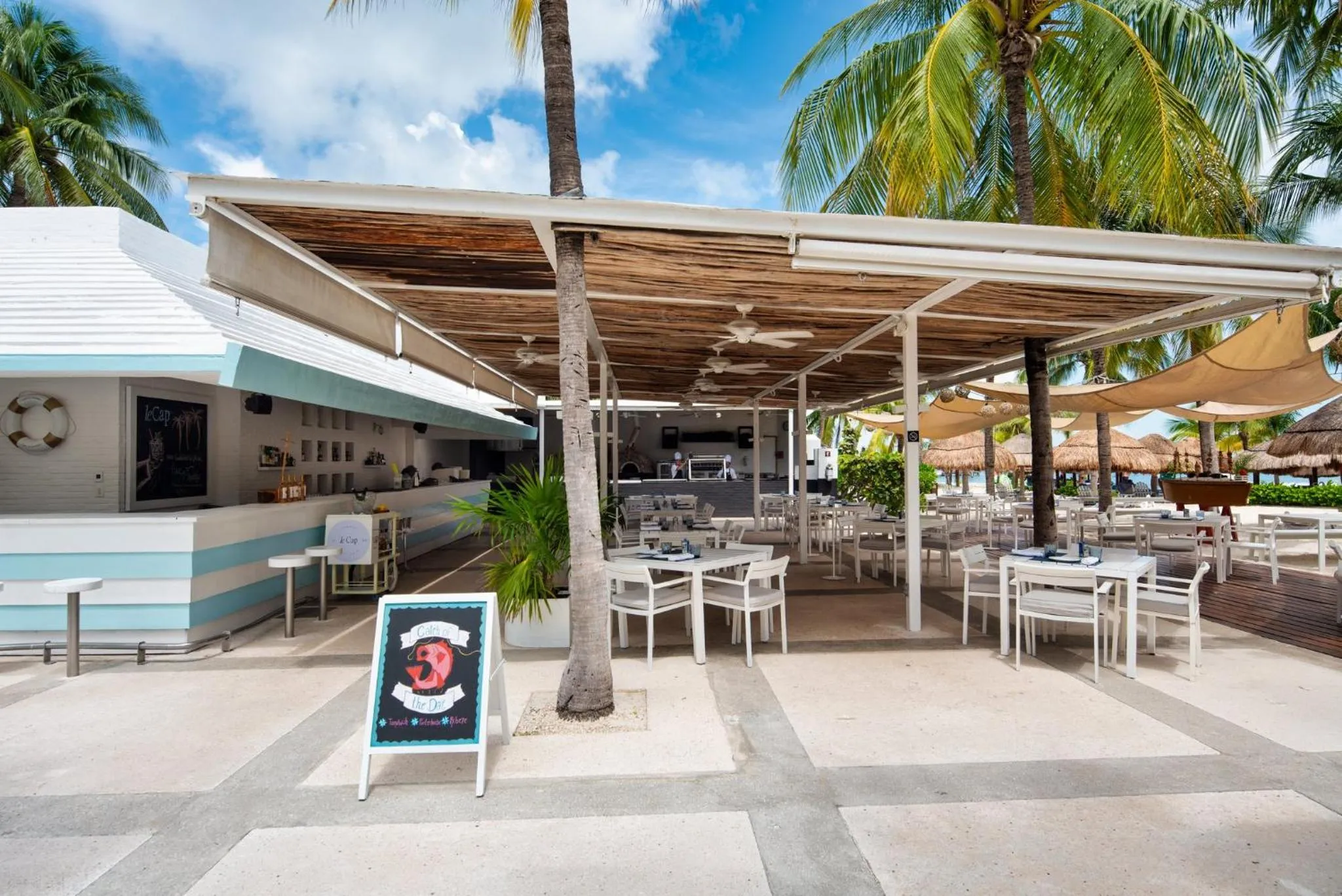 Restaurant/places to eat in Presidente InterContinental Cancun Resort