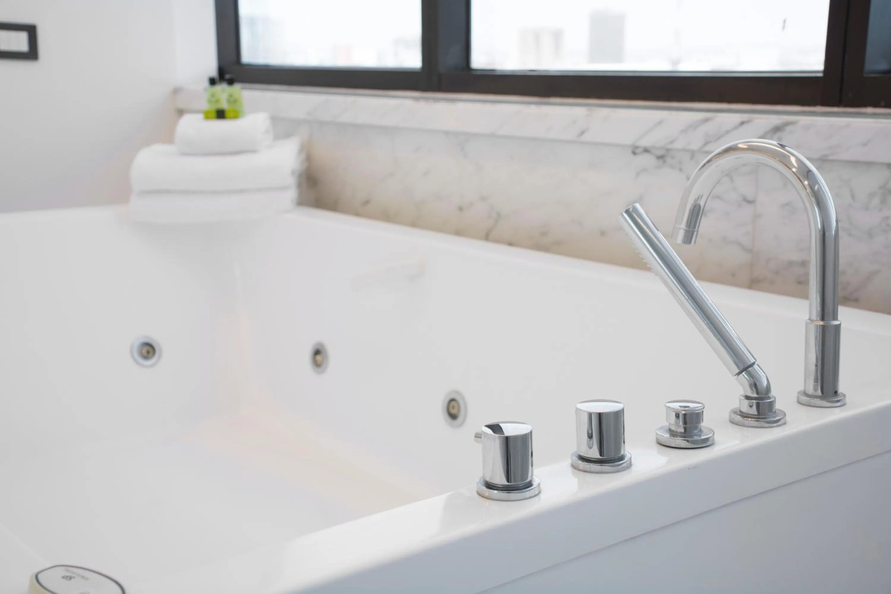 Bathroom in Presidente InterContinental Guadalajara by IHG