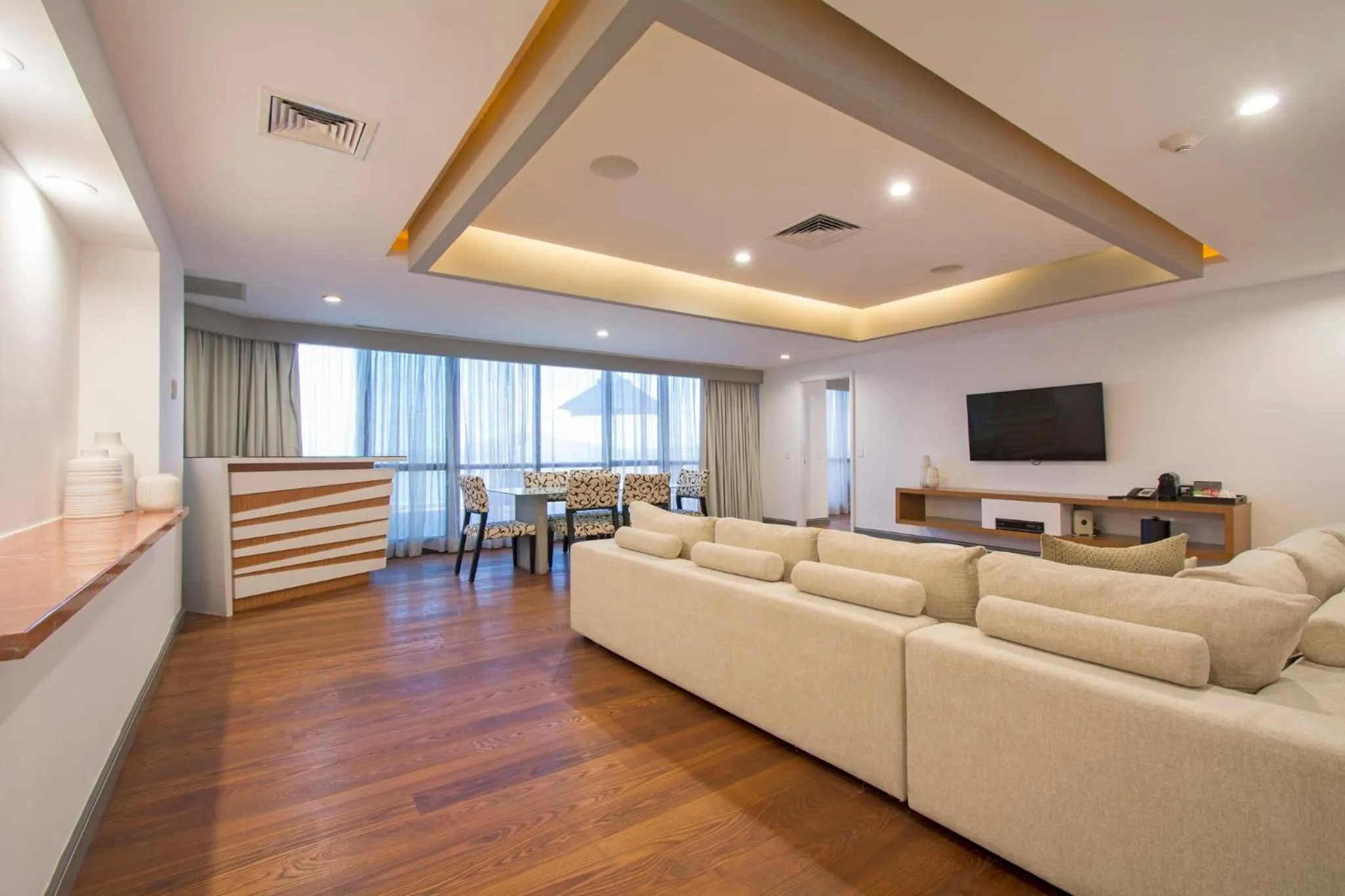 Photo of the whole room in Presidente InterContinental Guadalajara by IHG