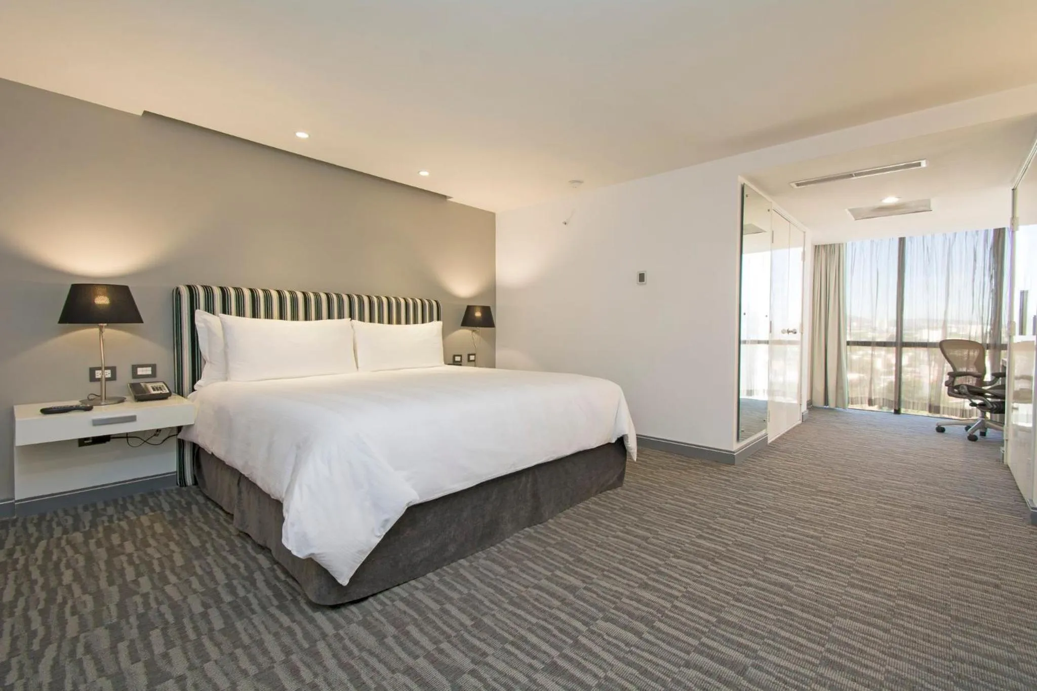 Photo of the whole room, Bed in Presidente InterContinental Guadalajara by IHG