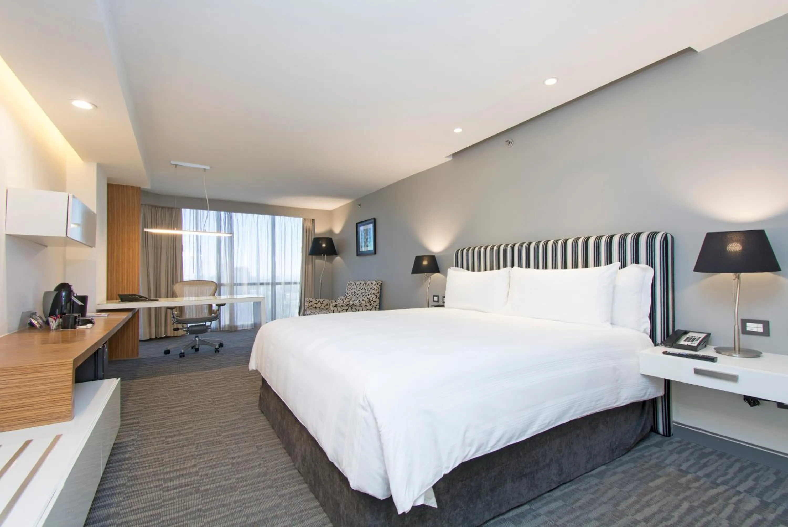 Photo of the whole room, Bed in Presidente InterContinental Guadalajara by IHG