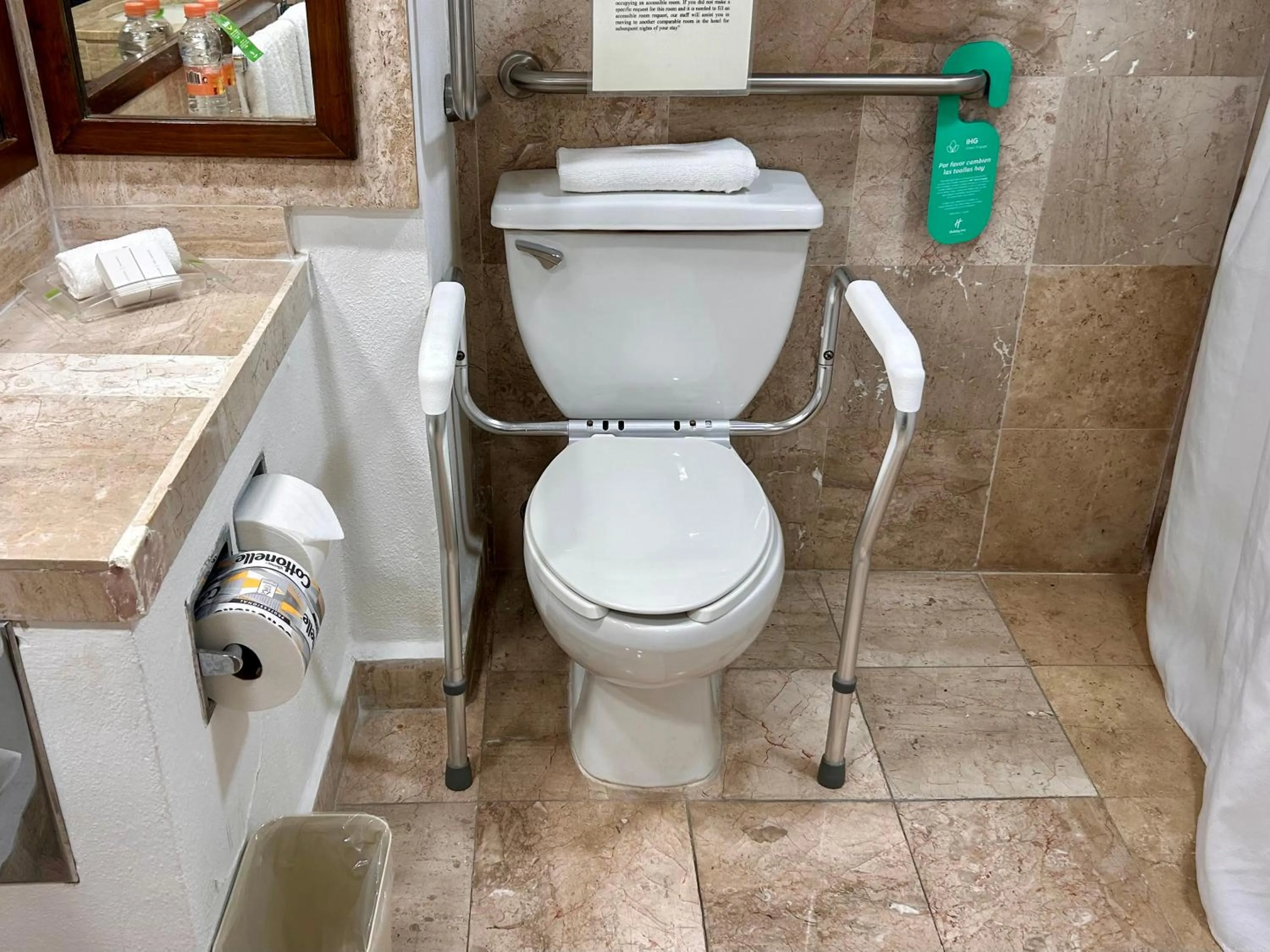 Standard Double Room with Two Double Beds - Disability Access in Holiday Inn Merida by IHG