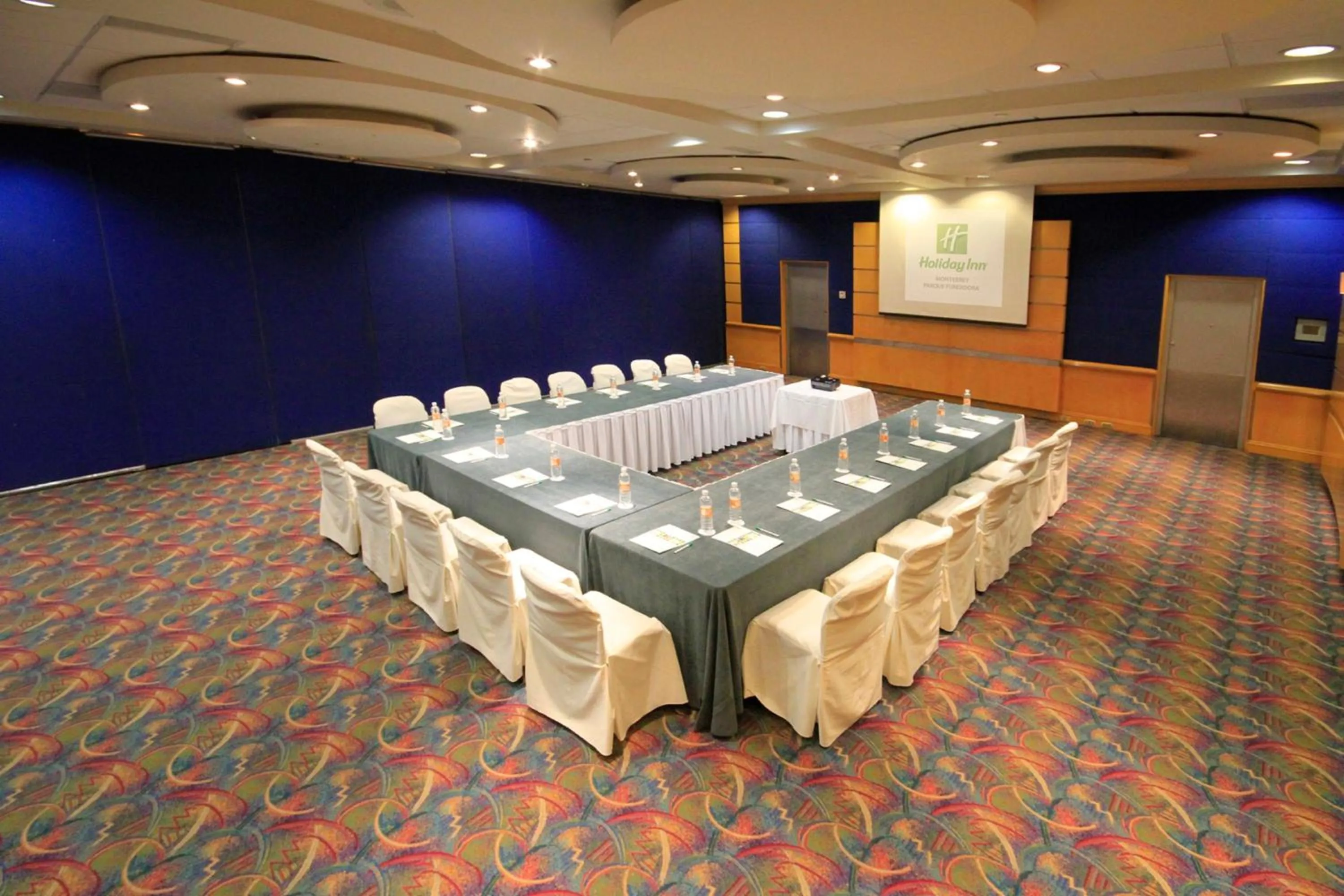 Meeting/conference room in Holiday Inn Monterrey-Parque Fundidora by IHG