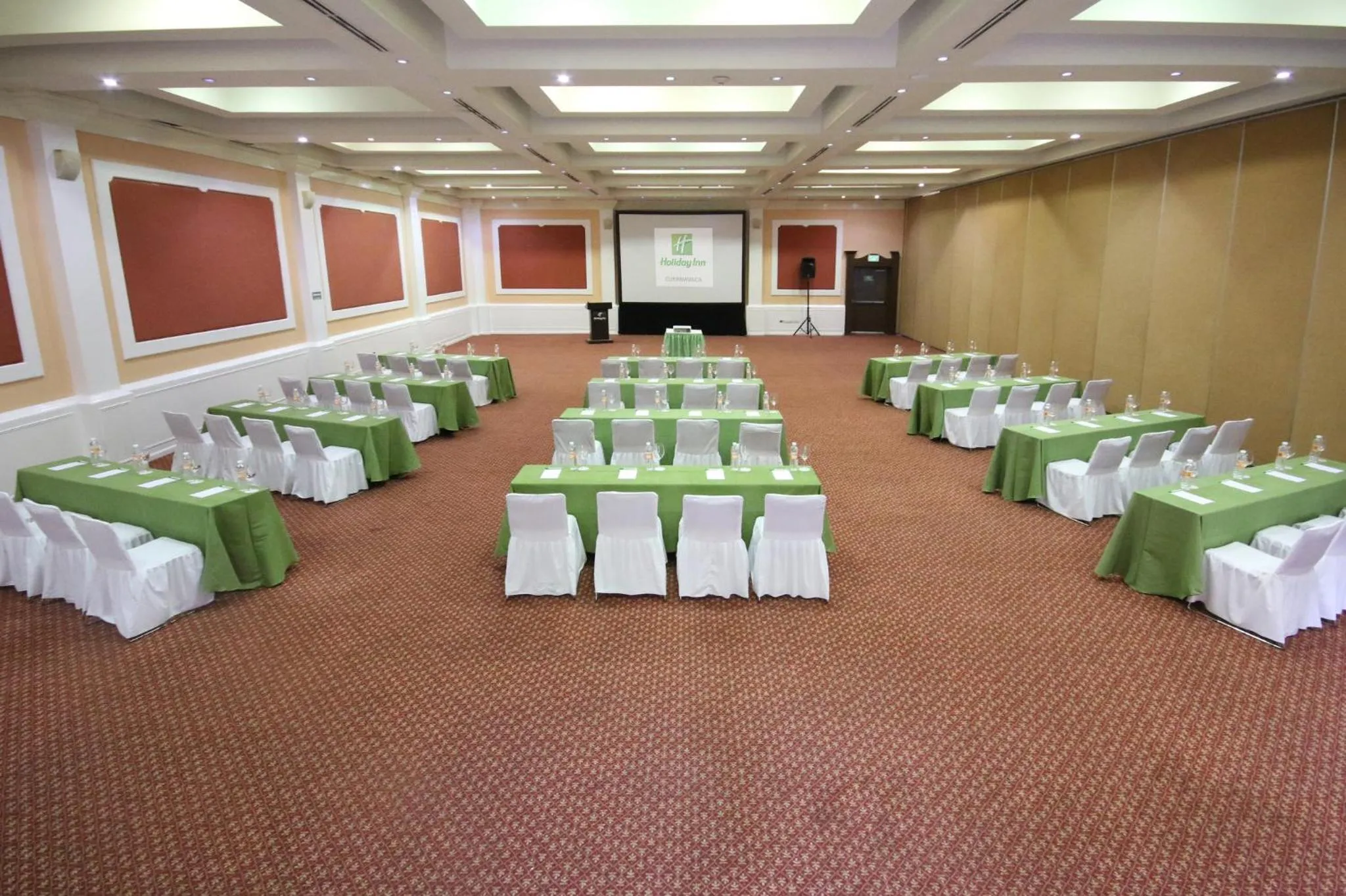 Meeting/conference room in Holiday Inn Cuernavaca by IHG