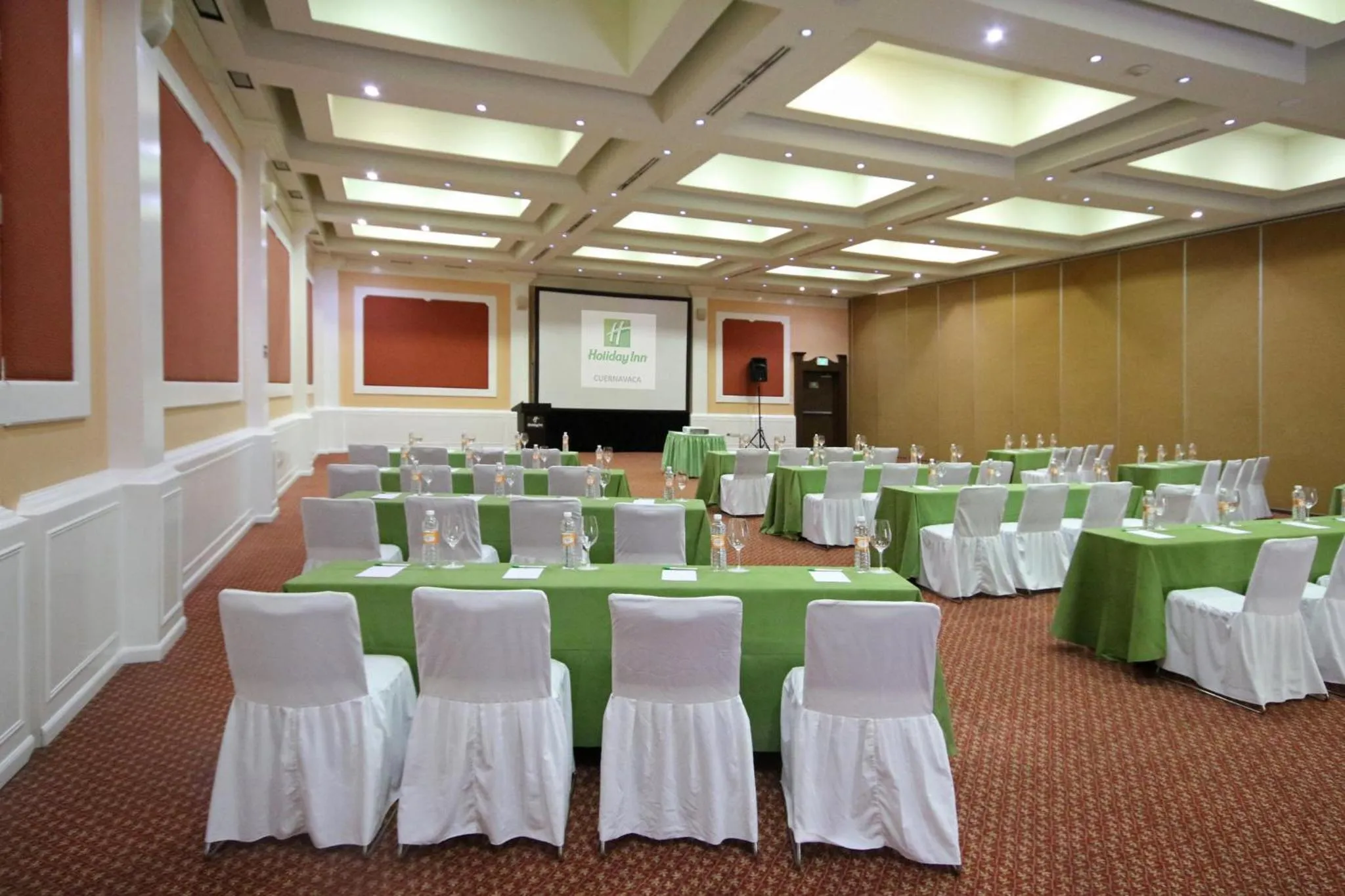 Meeting/conference room in Holiday Inn Cuernavaca by IHG