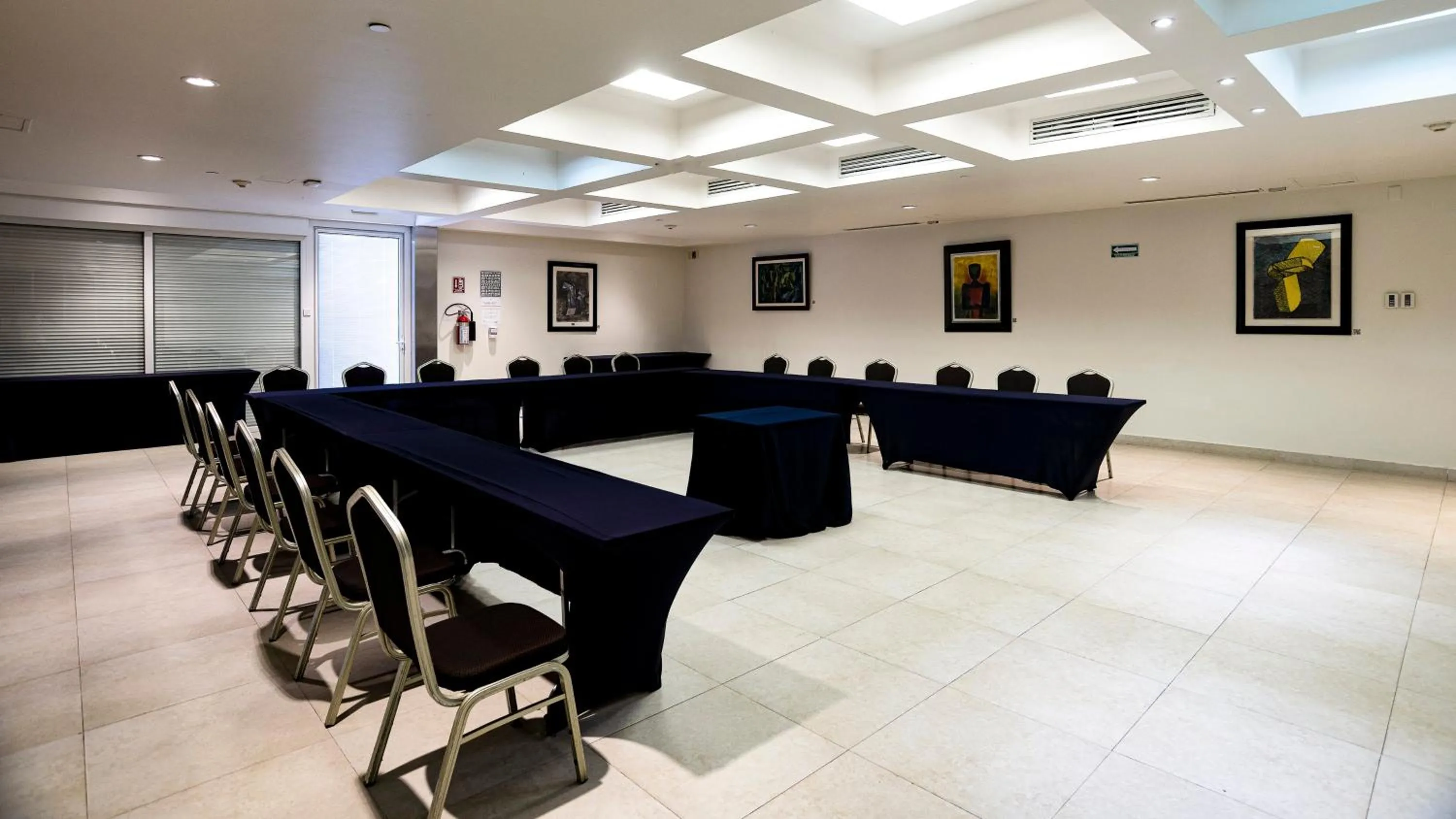 Meeting/conference room in Holiday Inn Cuernavaca by IHG