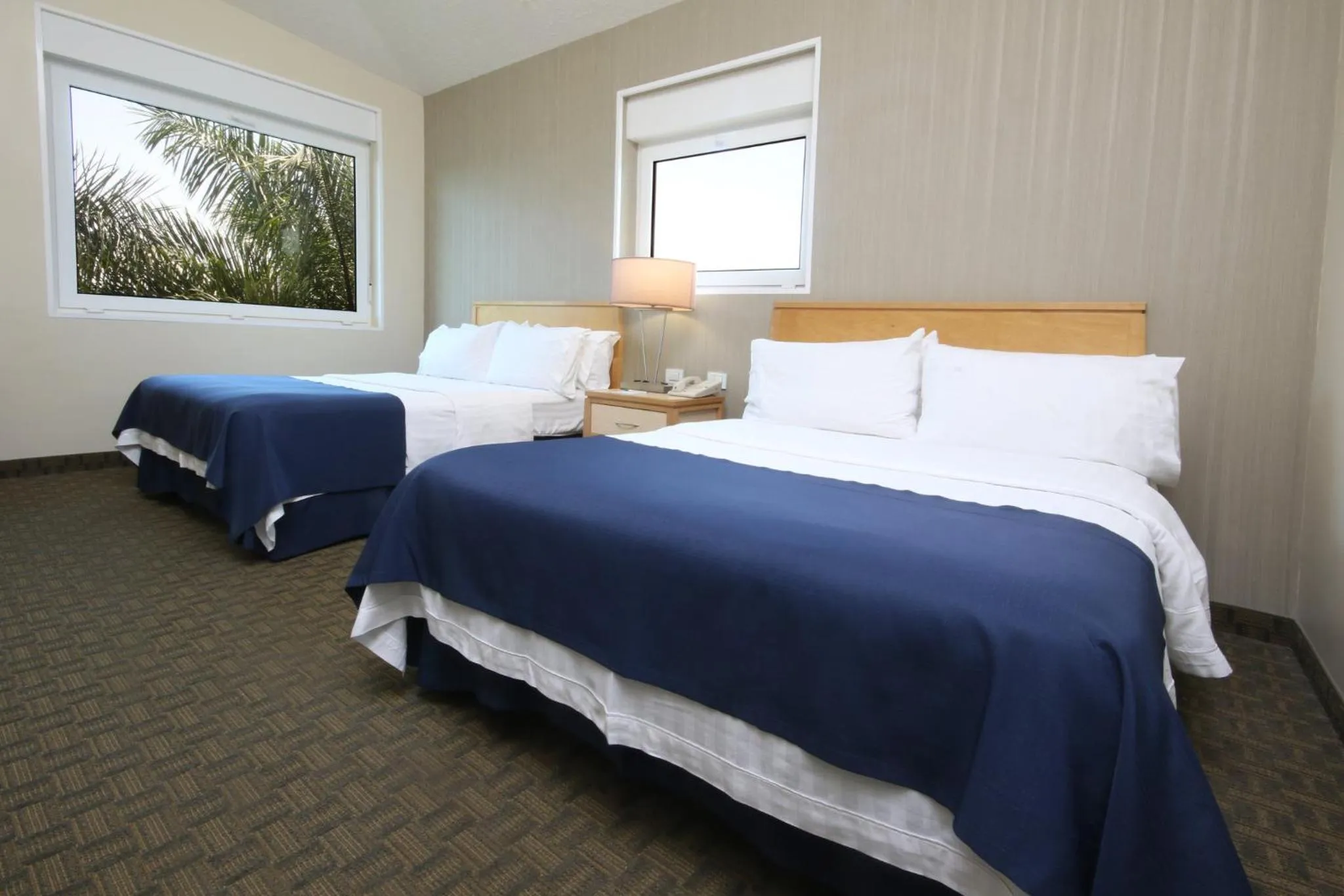 Photo of the whole room, Bed in Holiday Inn Cuernavaca by IHG