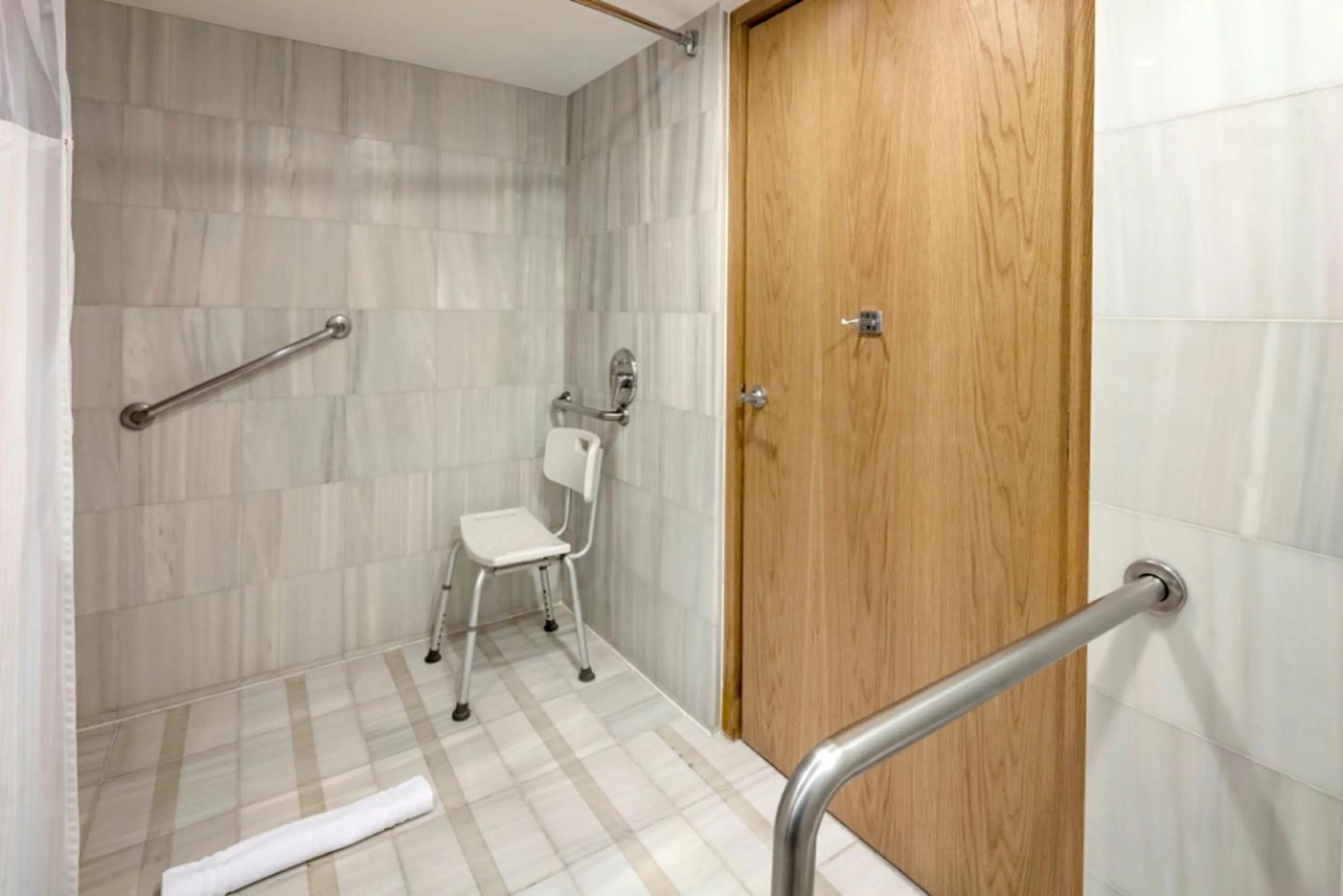 Bathroom in Presidente InterContinental Puebla by IHG