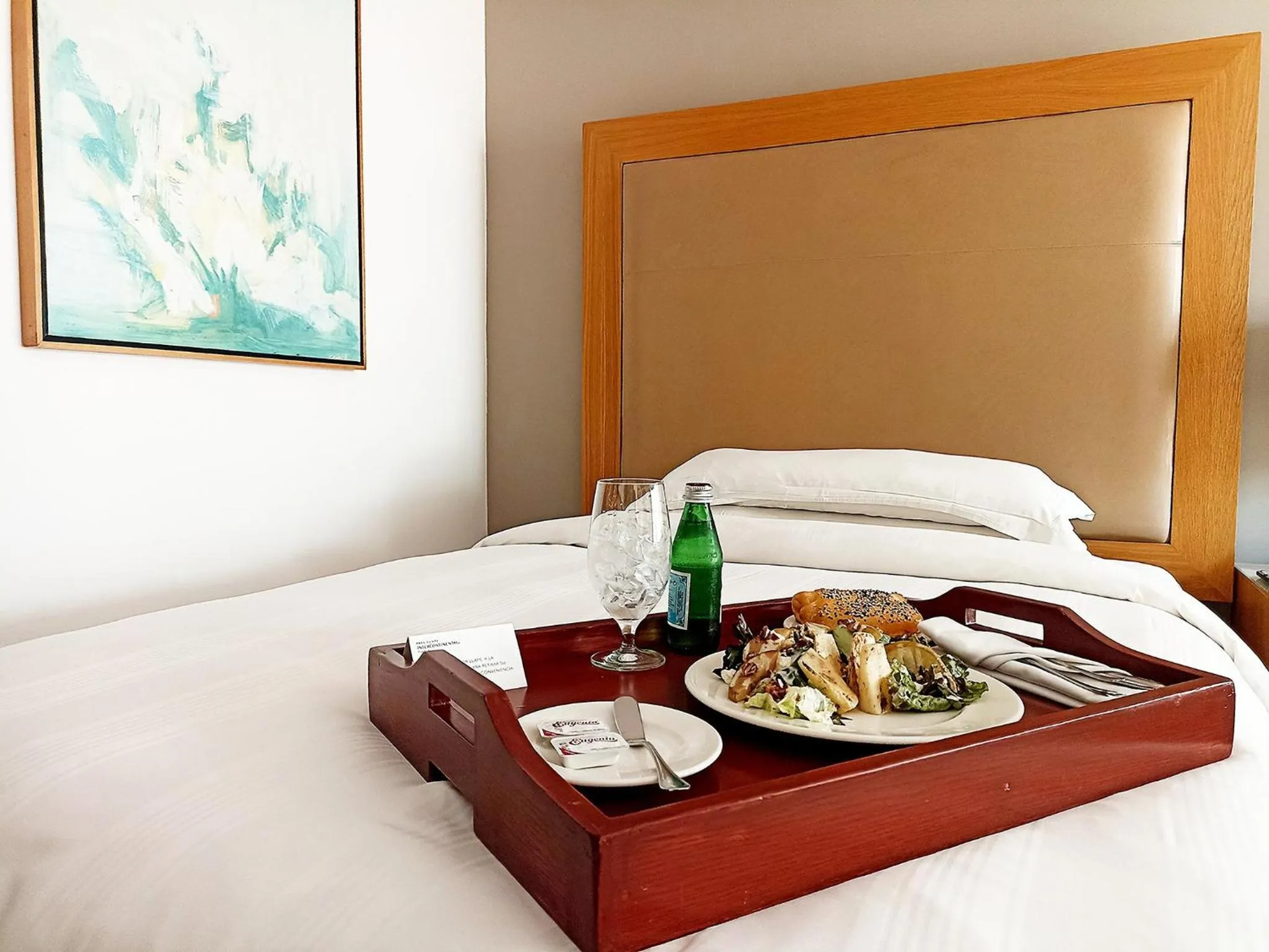 Photo of the whole room, Bed in Presidente InterContinental Puebla by IHG