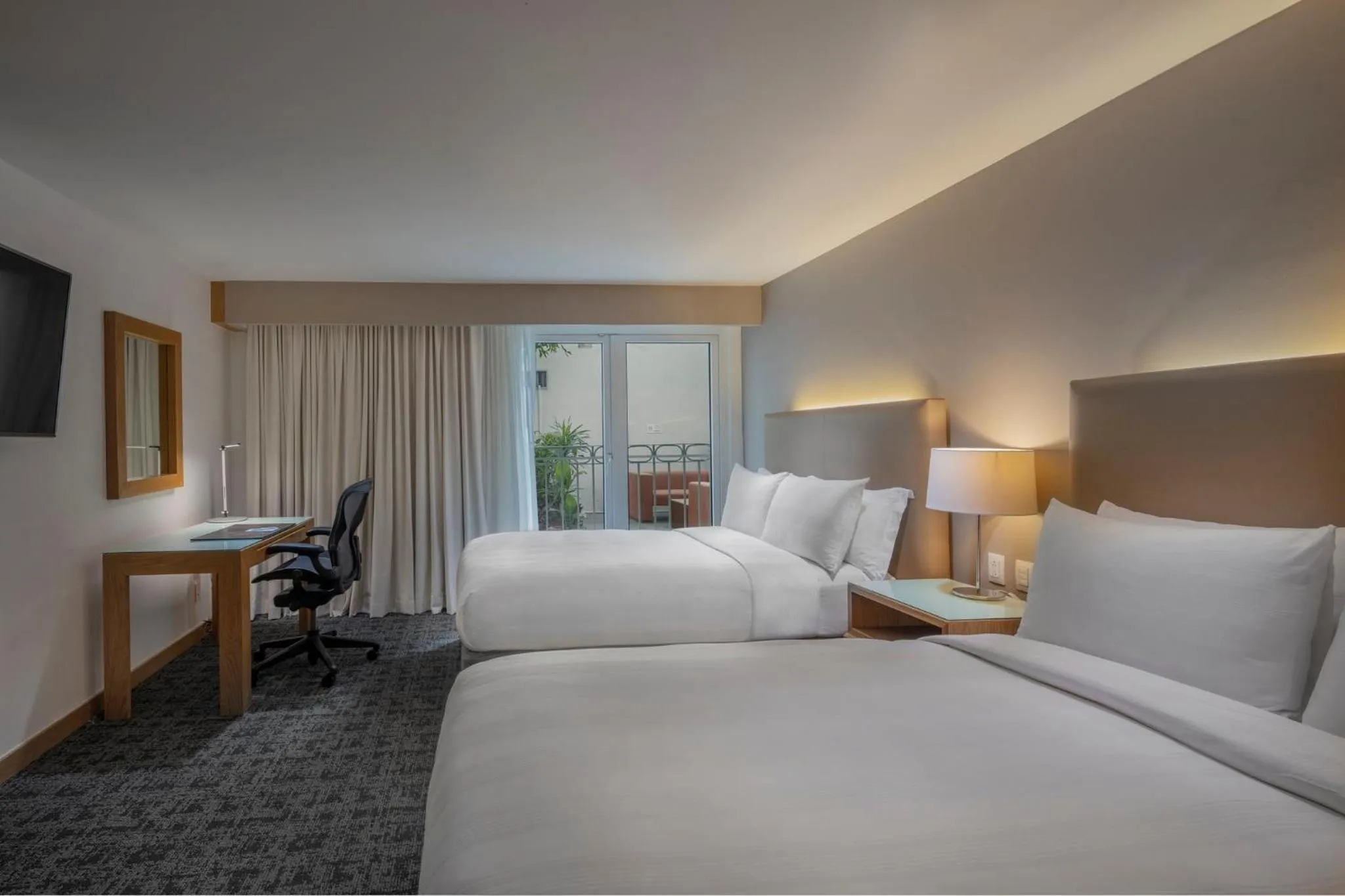 Photo of the whole room, Bed in Presidente InterContinental Puebla by IHG